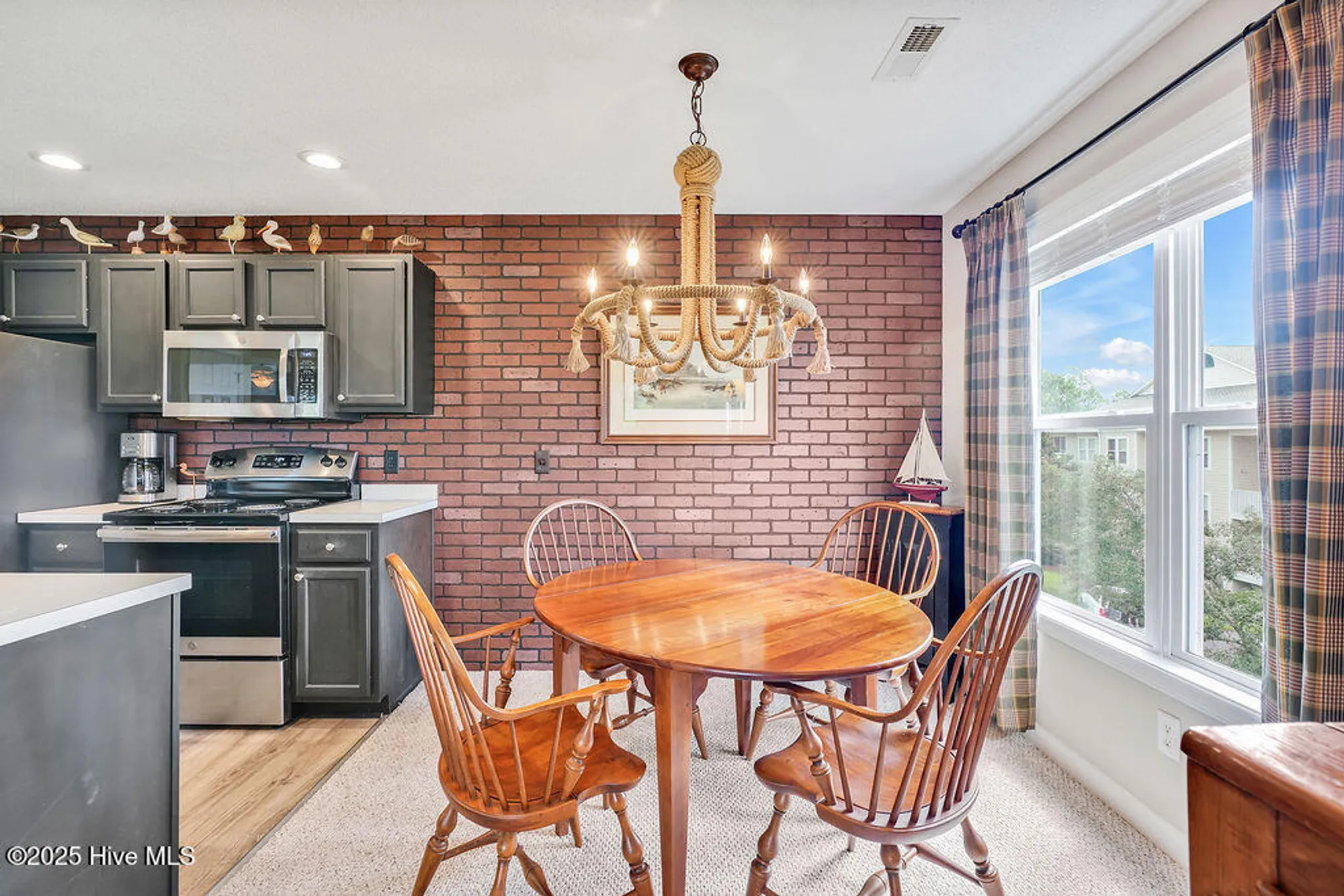 Property Slideshow image 11 of 125 | 3350 club villa dr 105, Southport, NC, 28461