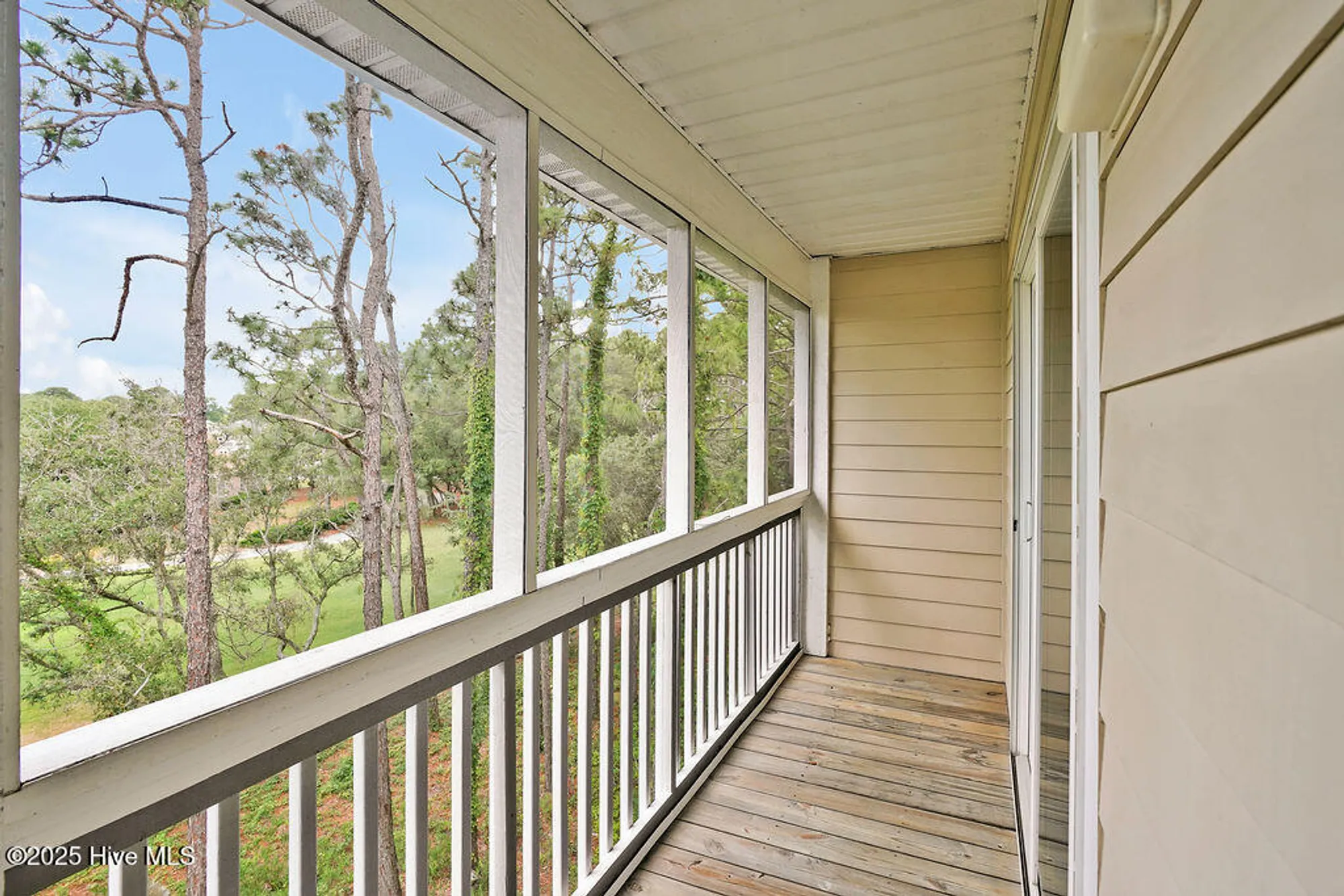 Property Slideshow image 30 of 125 | 3350 club villa dr 105, Southport, NC, 28461
