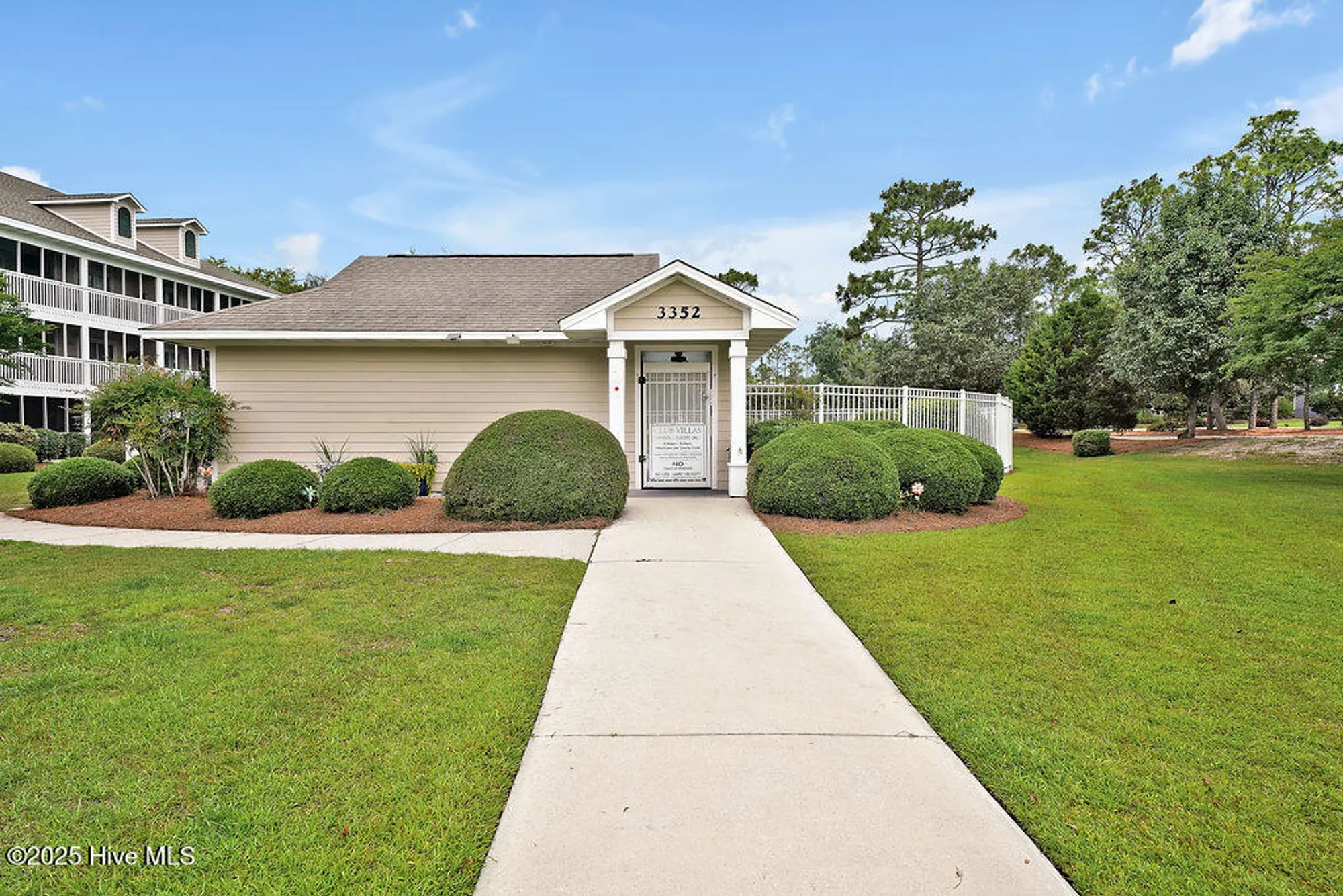 Property Slideshow image 44 of 125 | 3350 club villa dr 105, Southport, NC, 28461