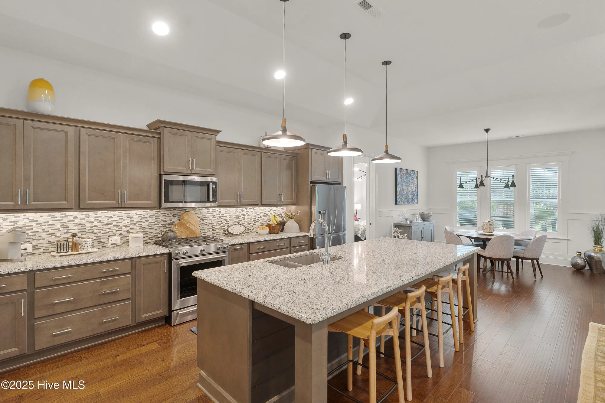 Property Slideshow image 12 of 43 | 3752 glenmere ln, Southport, NC, 28461