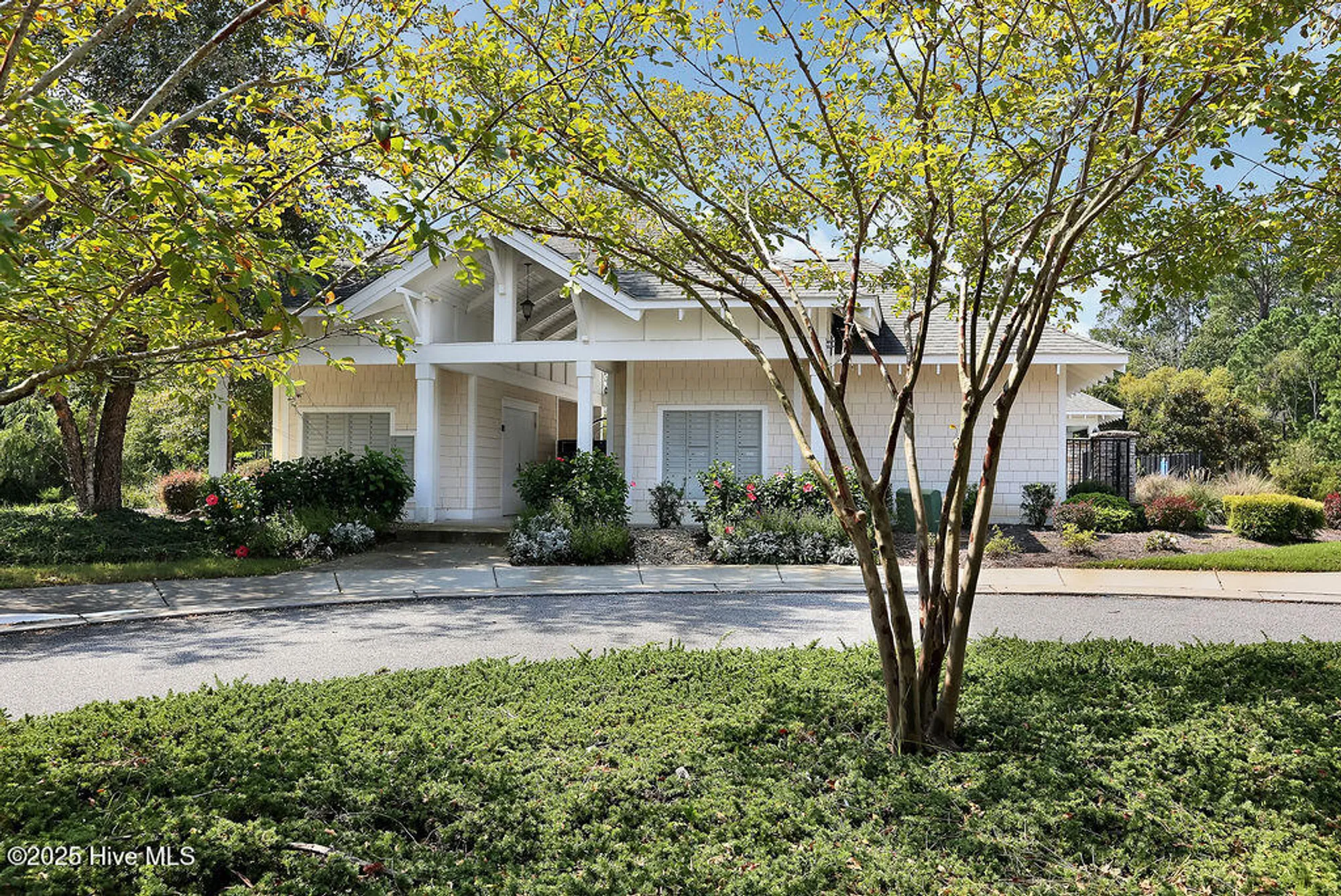 Property Slideshow image 48 of 125 | 3350 club villa dr 105, Southport, NC, 28461