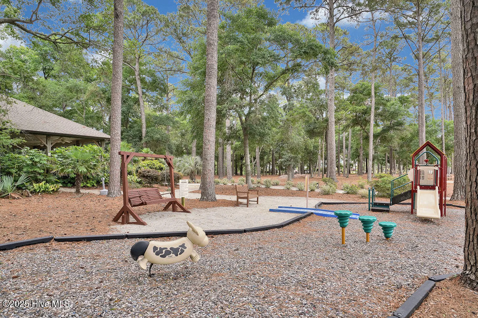 Property Slideshow image 105 of 125 | 3350 club villa dr 105, Southport, NC, 28461