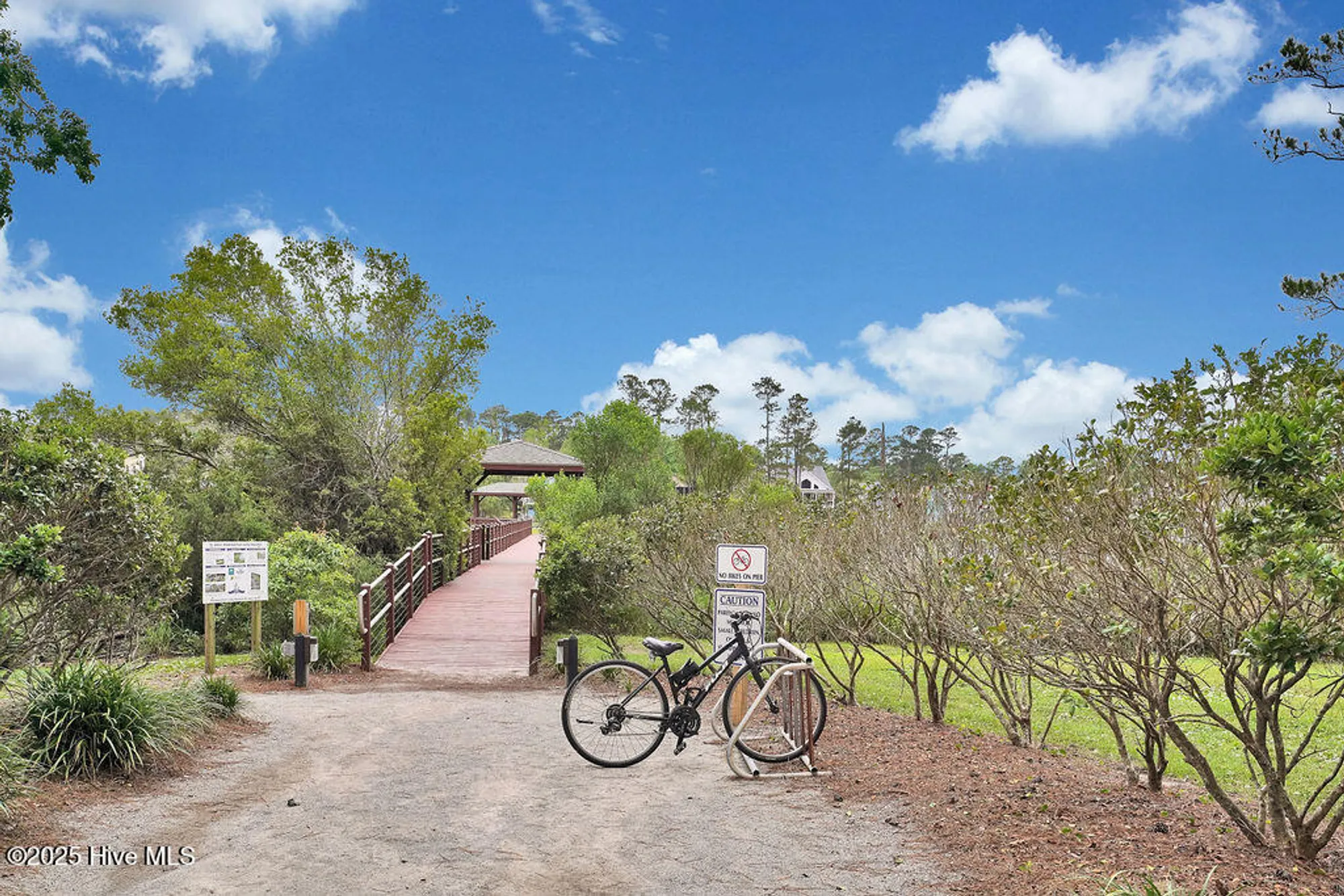 Property Slideshow image 109 of 125 | 3350 club villa dr 105, Southport, NC, 28461