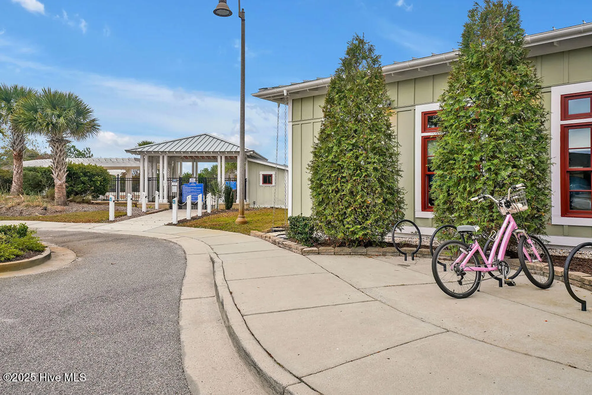 Property Slideshow image 71 of 125 | 3350 club villa dr 105, Southport, NC, 28461