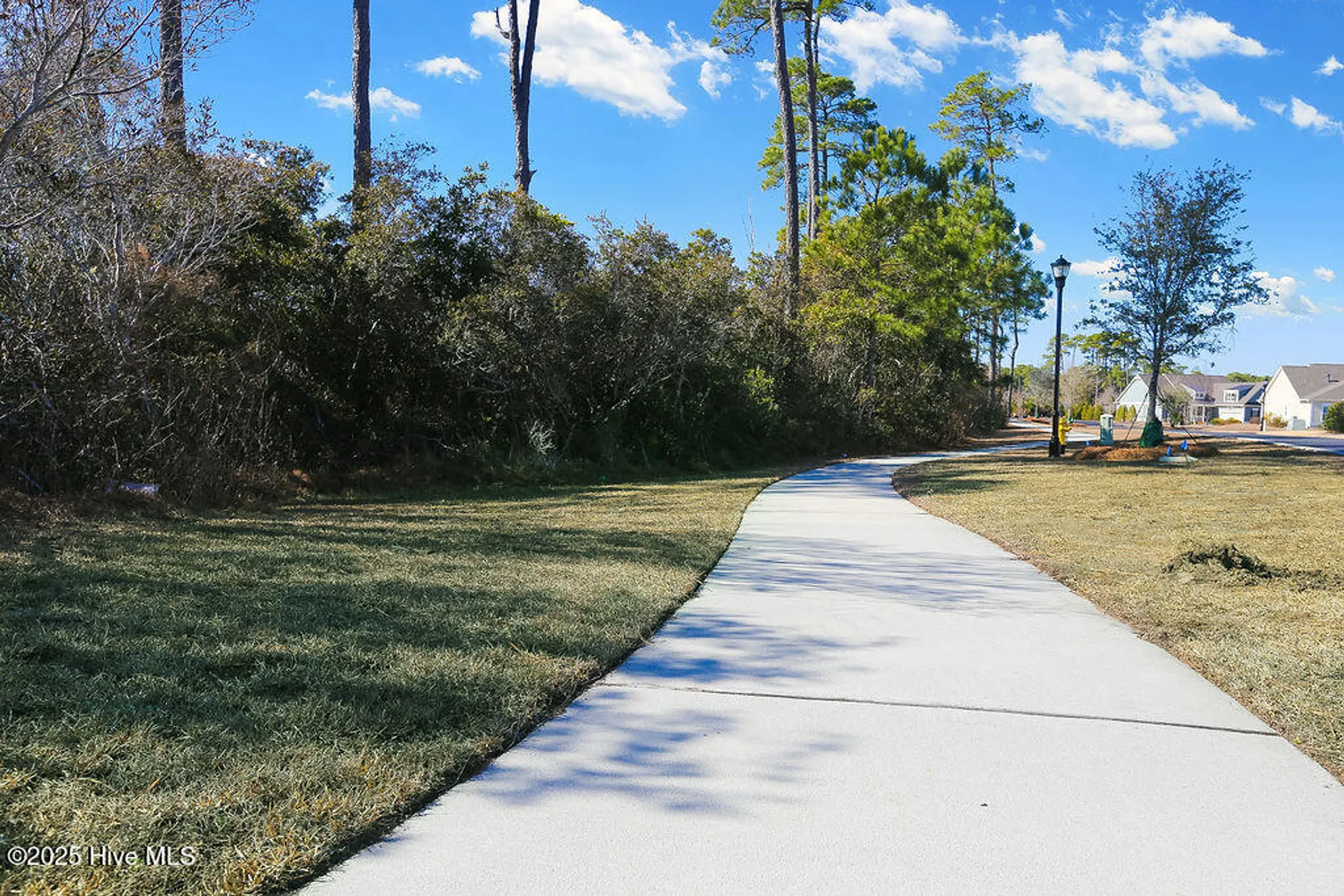 Property Slideshow image 72 of 125 | 3350 club villa dr 105, Southport, NC, 28461
