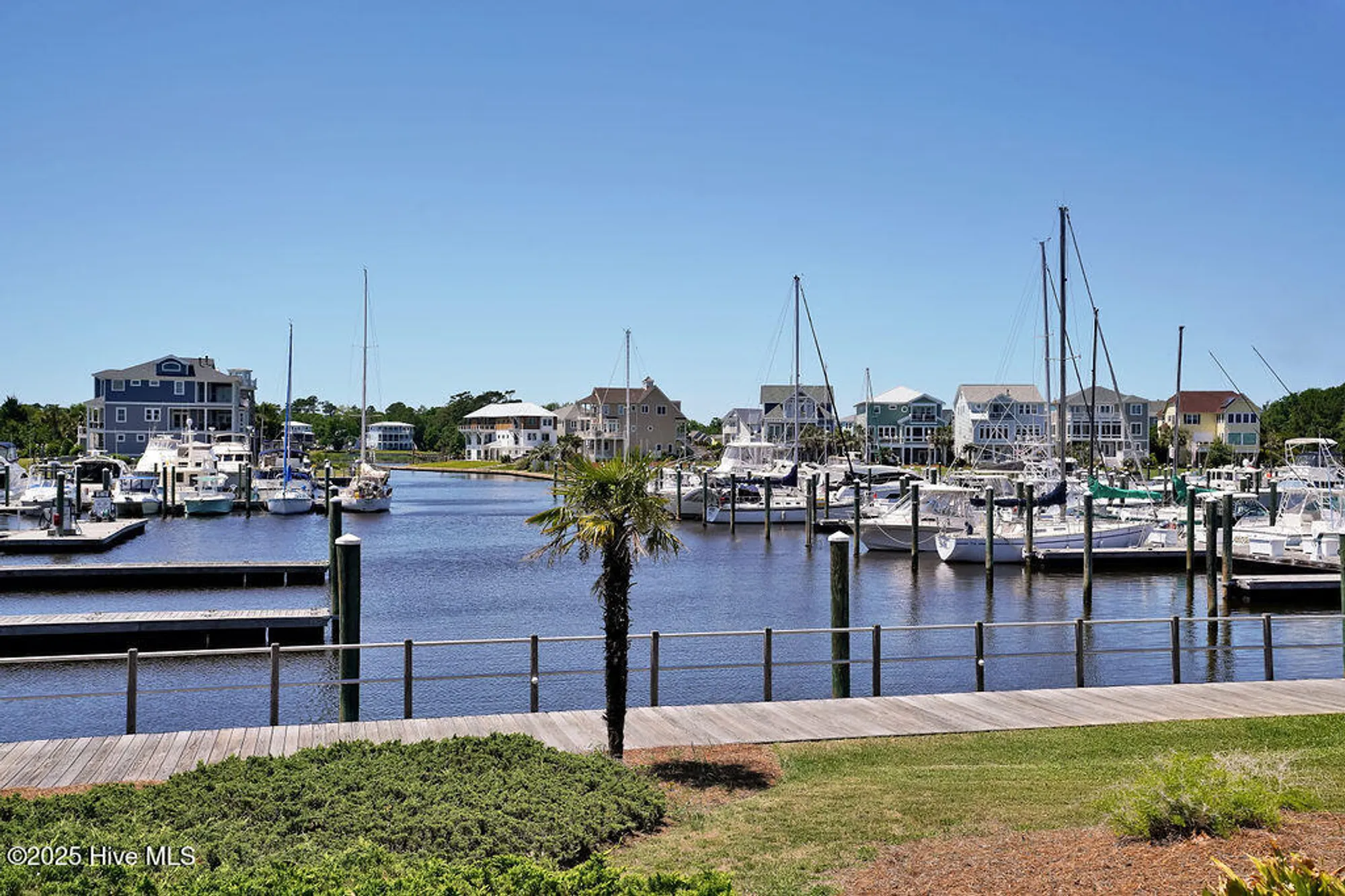 Property Slideshow image 77 of 125 | 3350 club villa dr 105, Southport, NC, 28461