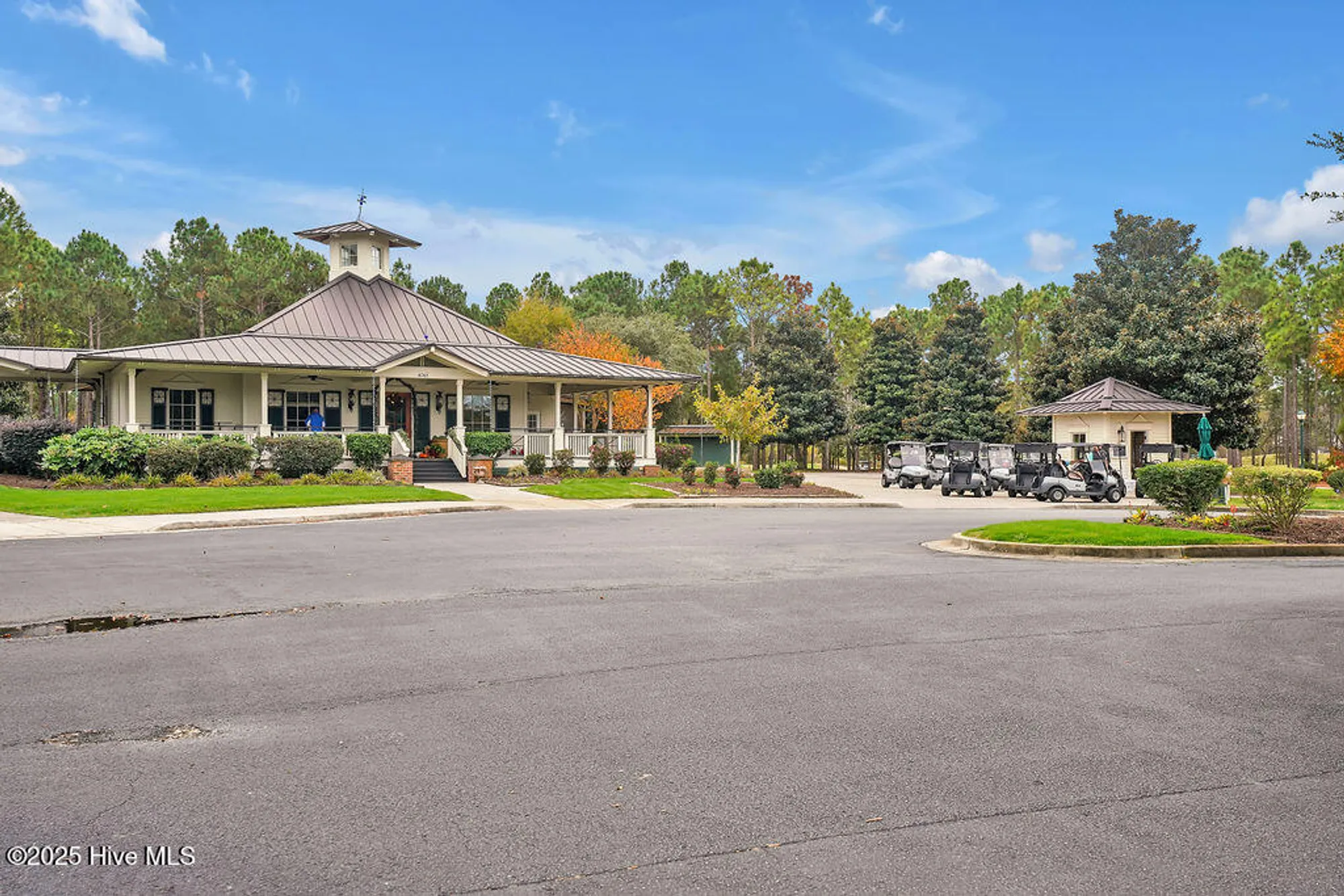 Property Slideshow image 90 of 125 | 3350 club villa dr 105, Southport, NC, 28461
