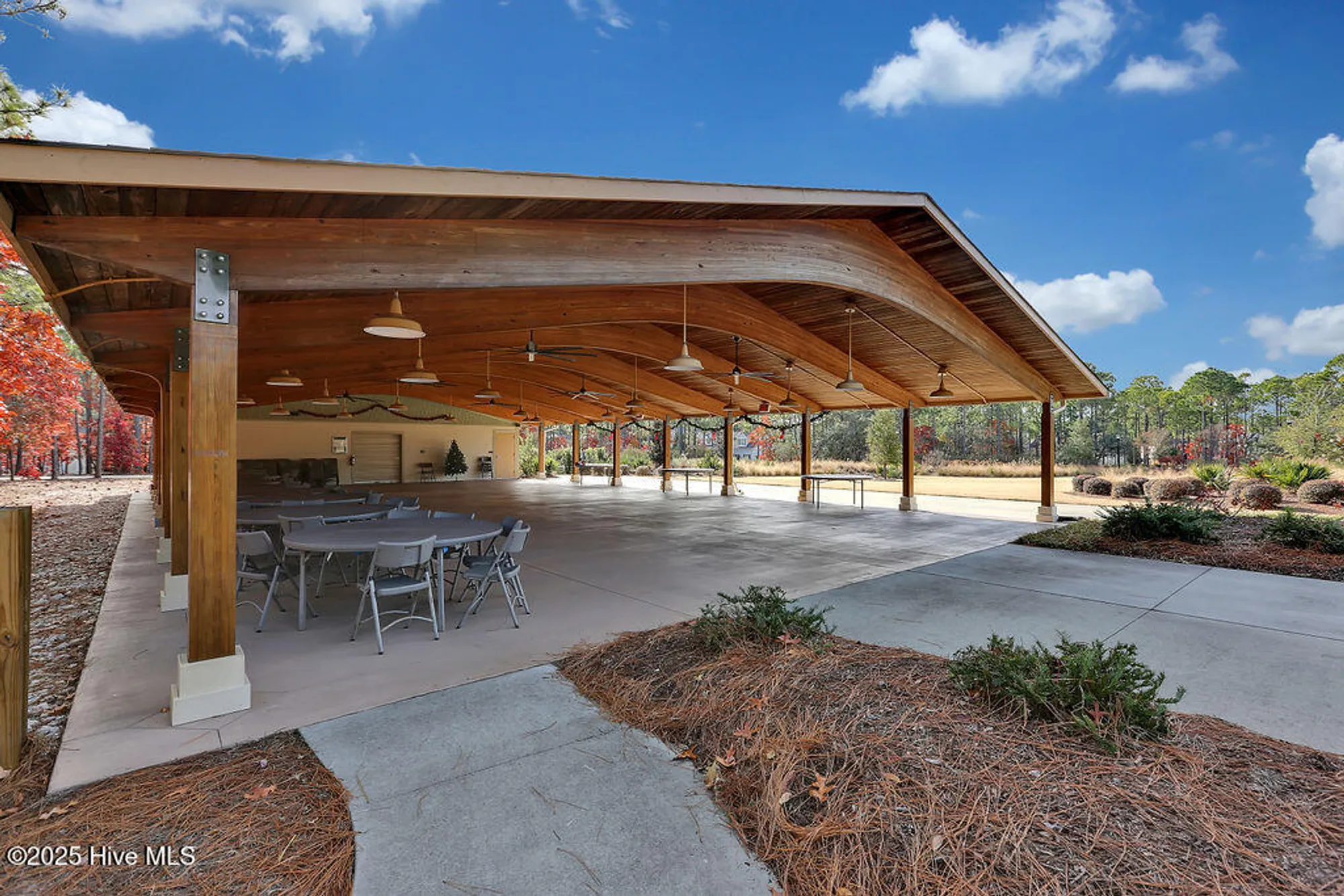 Property Slideshow image 124 of 125 | 3350 club villa dr 105, Southport, NC, 28461