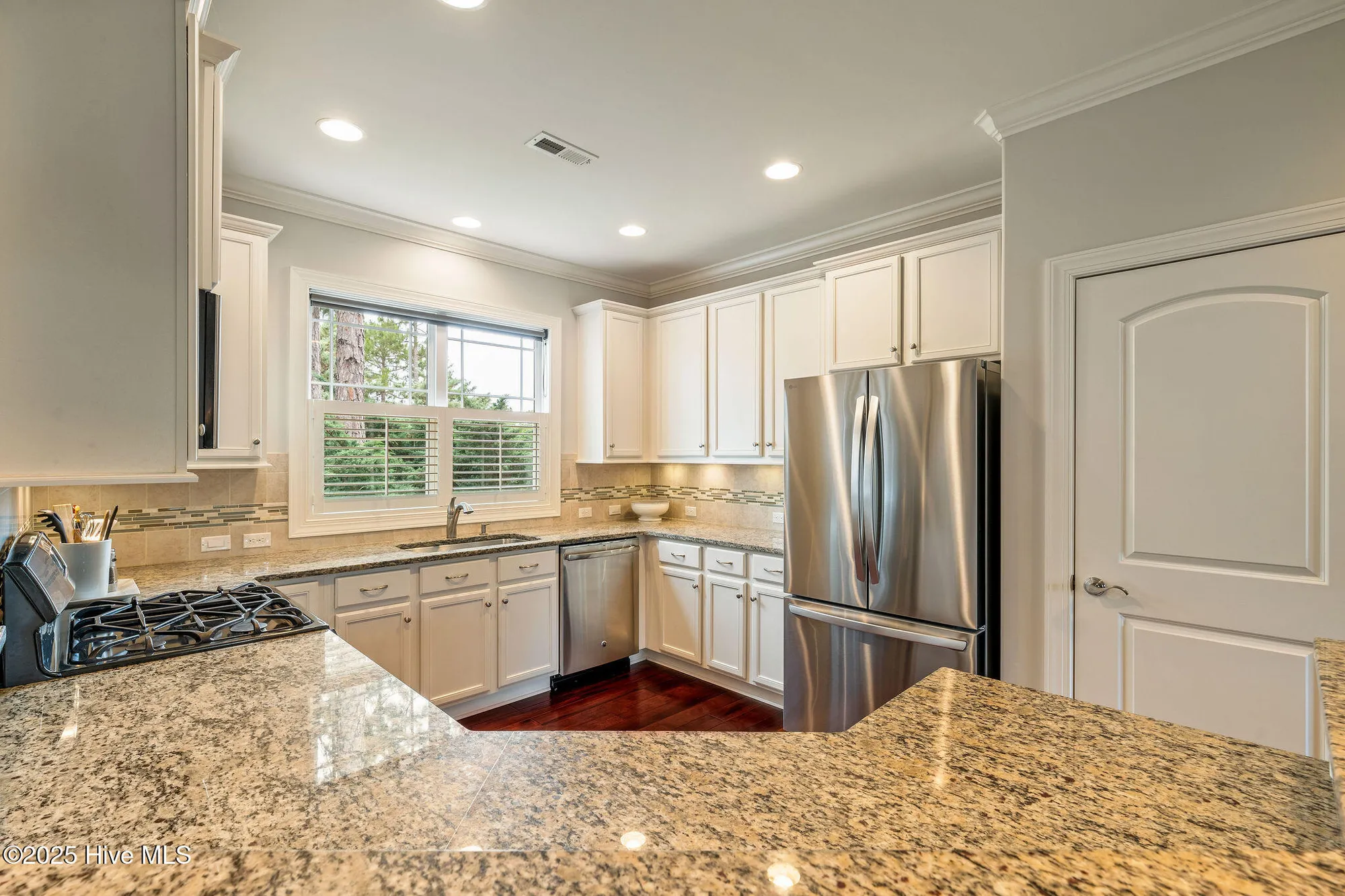 Property Slideshow image 28 of 80 | 2584 parkridge dr, Southport, NC, 28461