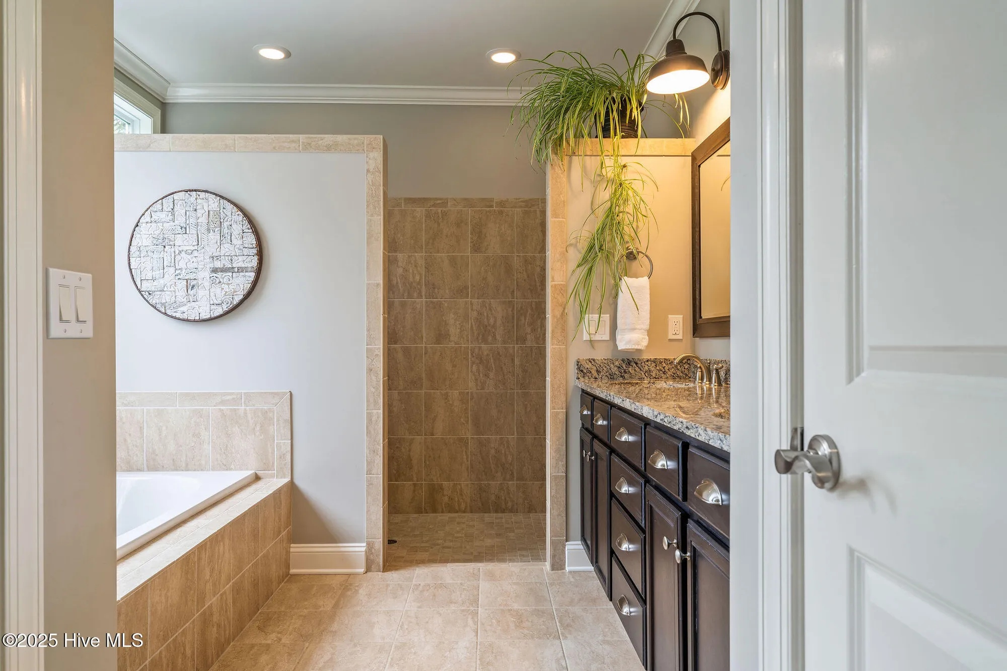 Property Slideshow image 36 of 80 | 2584 parkridge dr, Southport, NC, 28461