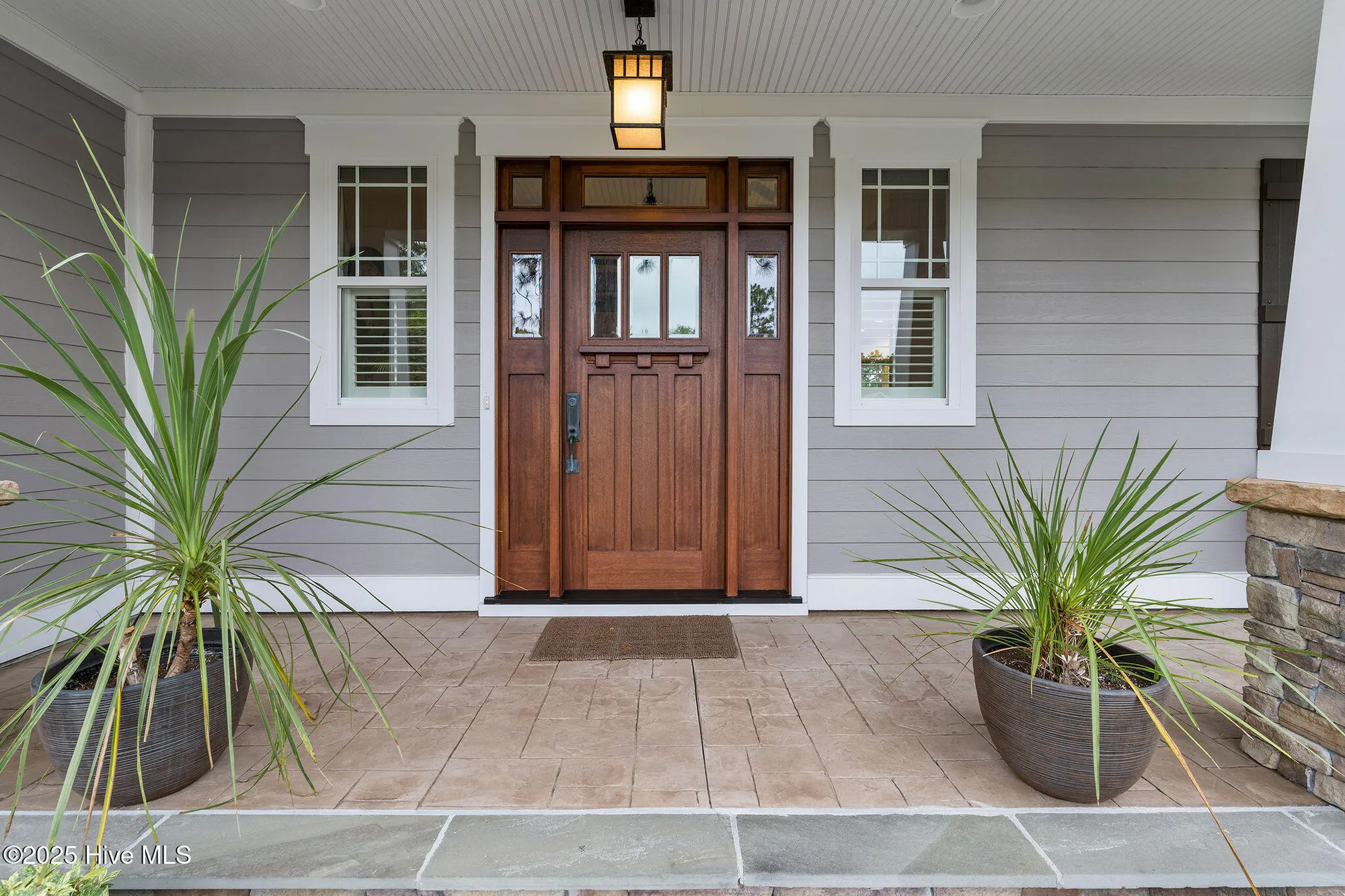 Property Slideshow image 6 of 80 | 2584 parkridge dr, Southport, NC, 28461