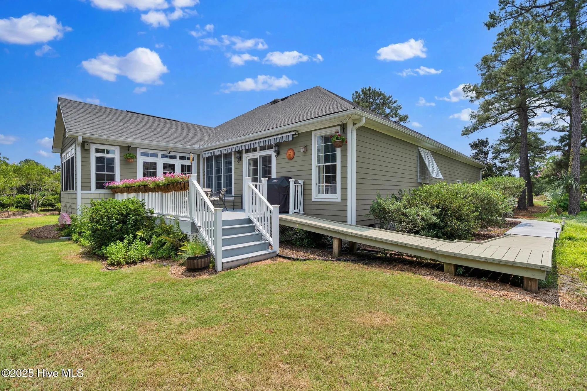 Property Slideshow image 37 of 57 | 2856 trailwood dr, Southport, NC, 28461