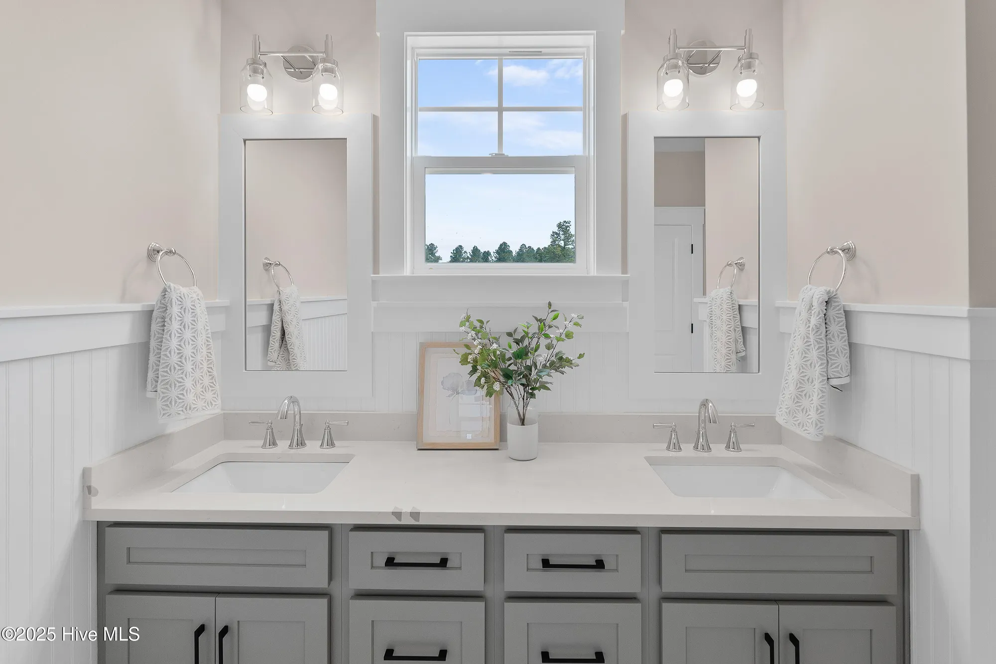 Property Slideshow image 30 of 59 | 7334 foxbriar dr, Leland, NC, 28451