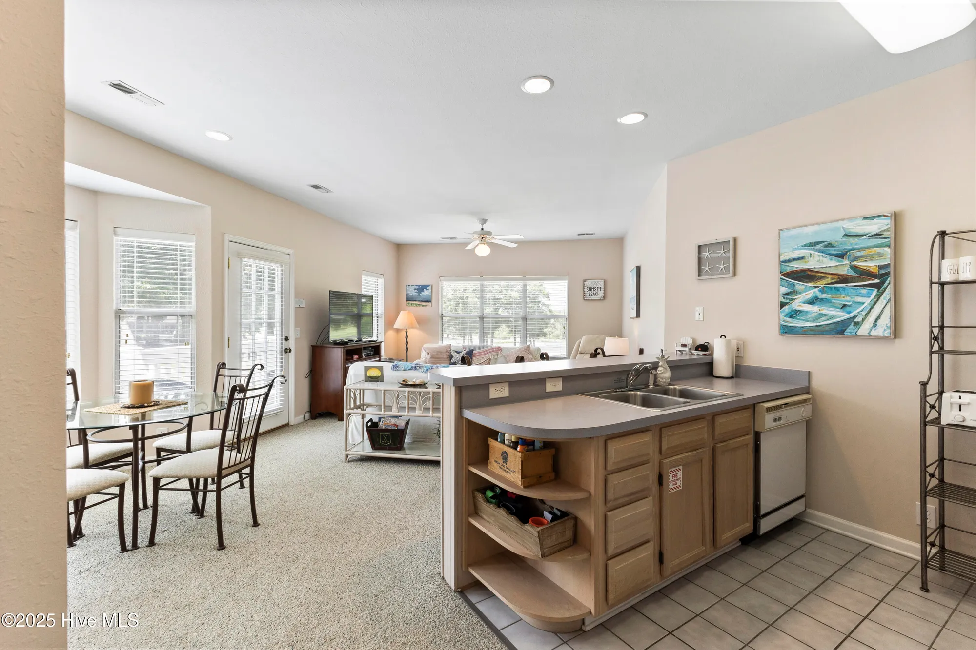 Property Slideshow image 6 of 51 | 215 kings trl 1105, Sunset Beach, NC, 28468