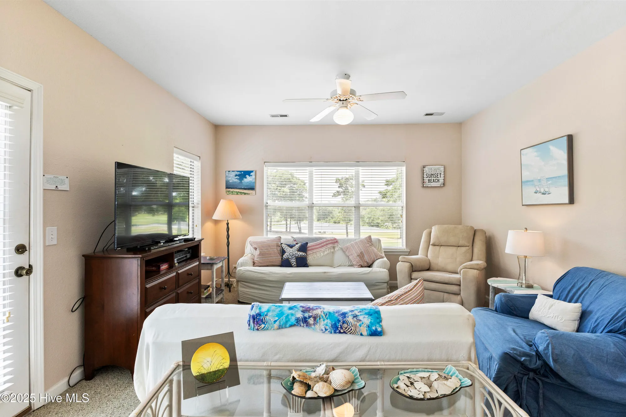 Property Slideshow image 12 of 51 | 215 kings trl 1105, Sunset Beach, NC, 28468