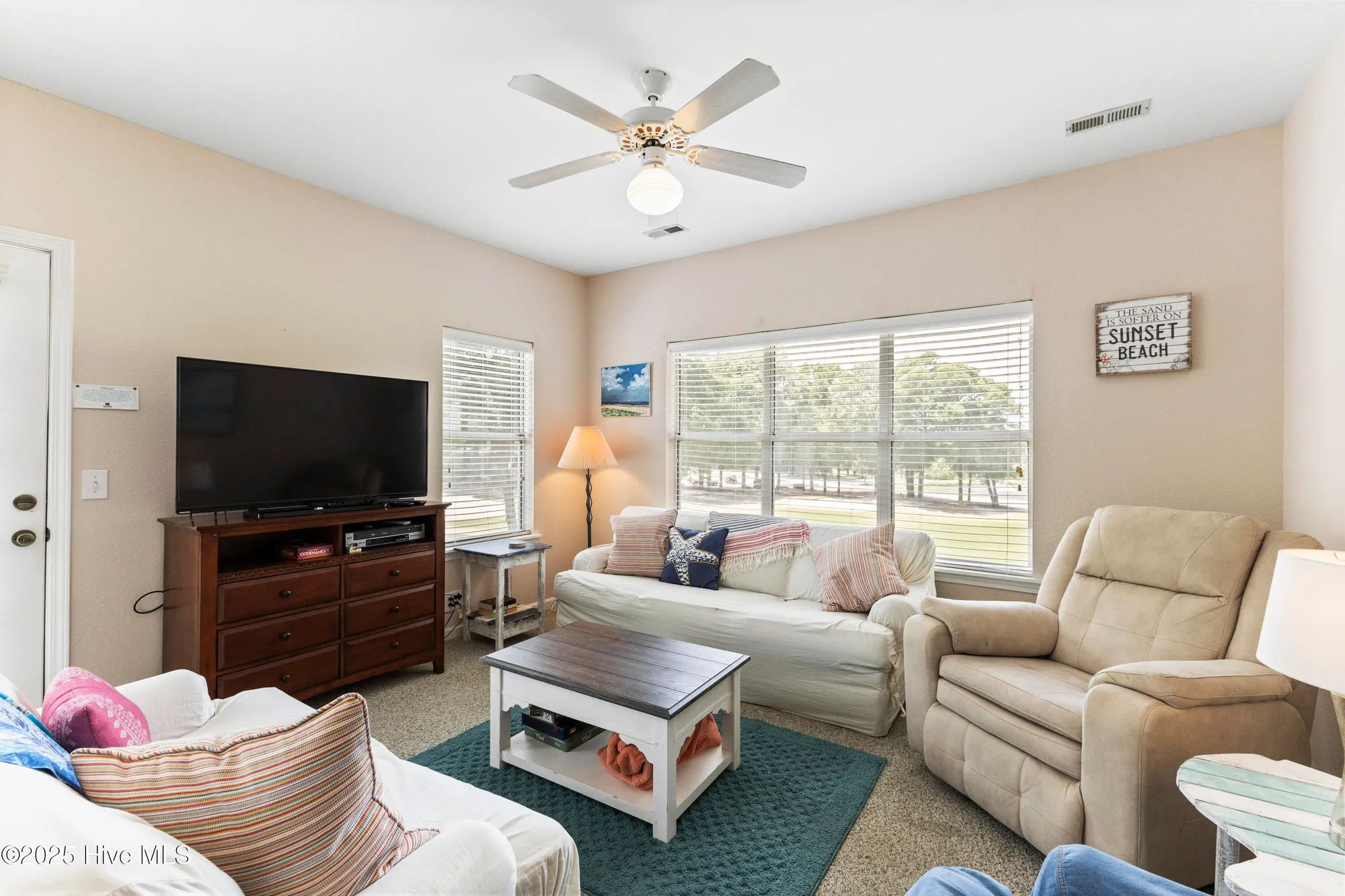 Property Slideshow image 13 of 51 | 215 kings trl 1105, Sunset Beach, NC, 28468
