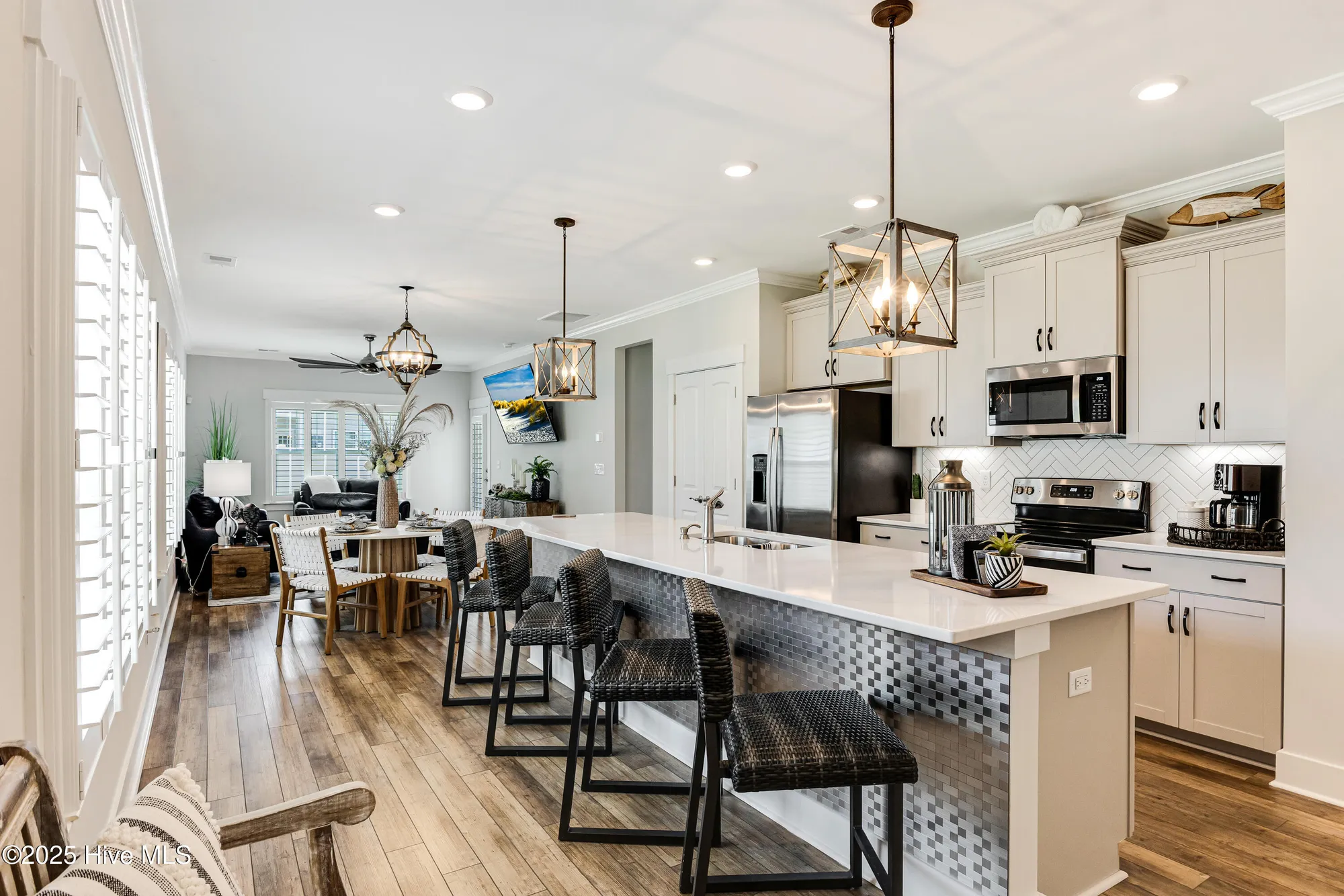 Property Slideshow image 6 of 43 | 215 vivian st nw, Calabash, NC, 28467