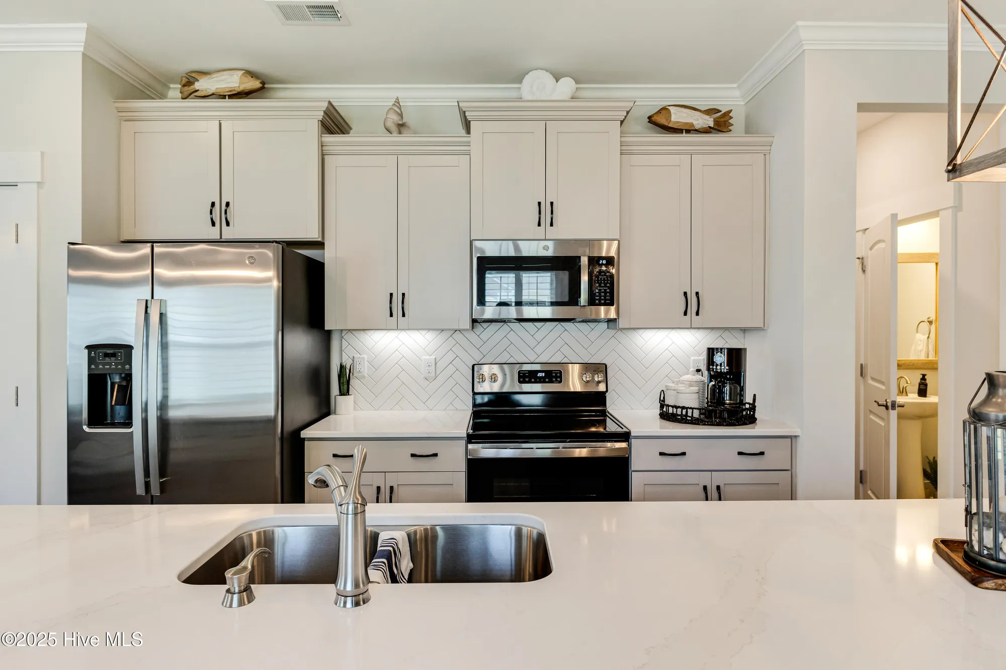 Property Slideshow image 8 of 43 | 215 vivian st nw, Calabash, NC, 28467