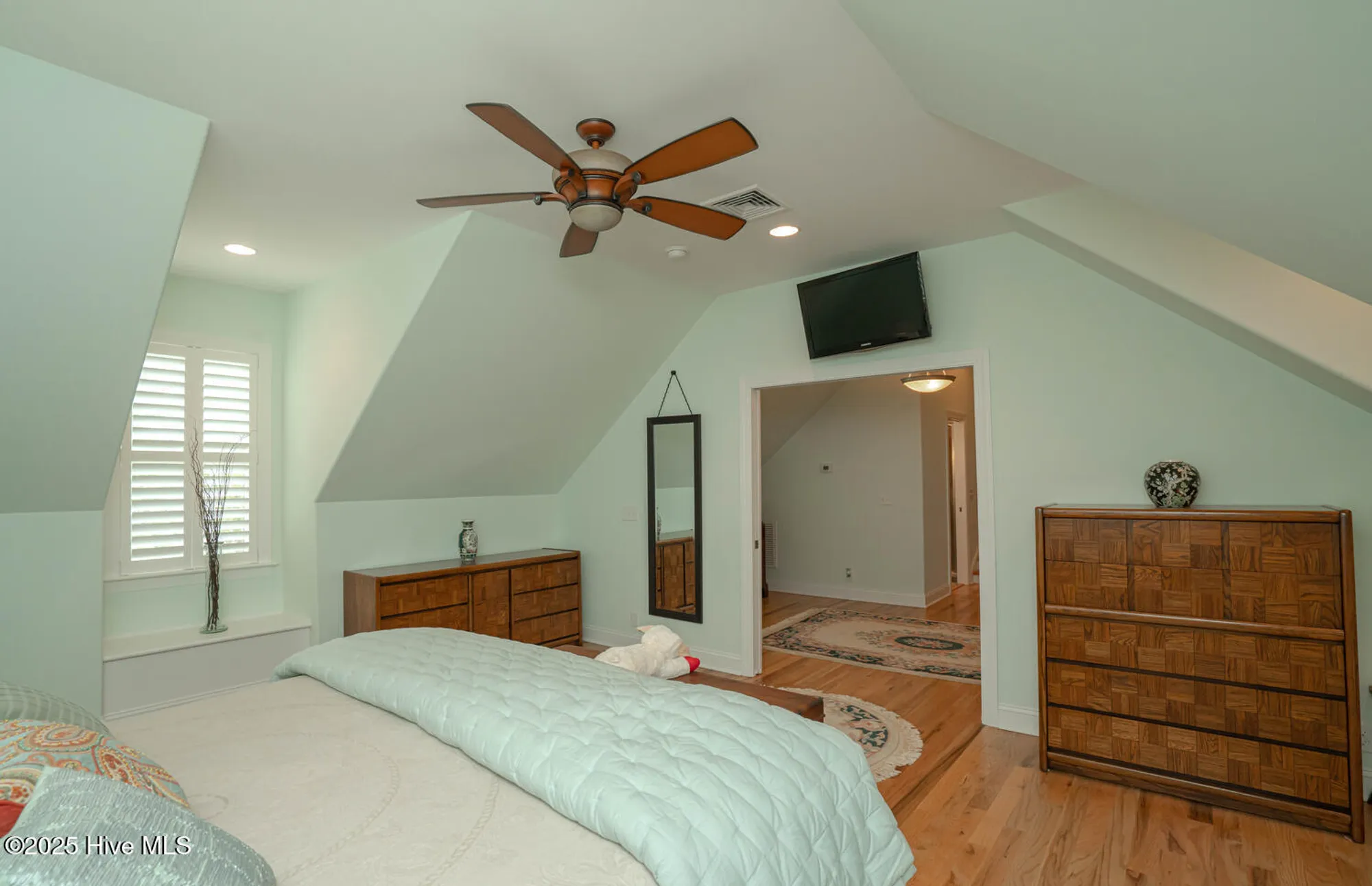 Property Slideshow image 39 of 84 | 545 gladstone cir, Ocean Isle Beach, NC, 28469