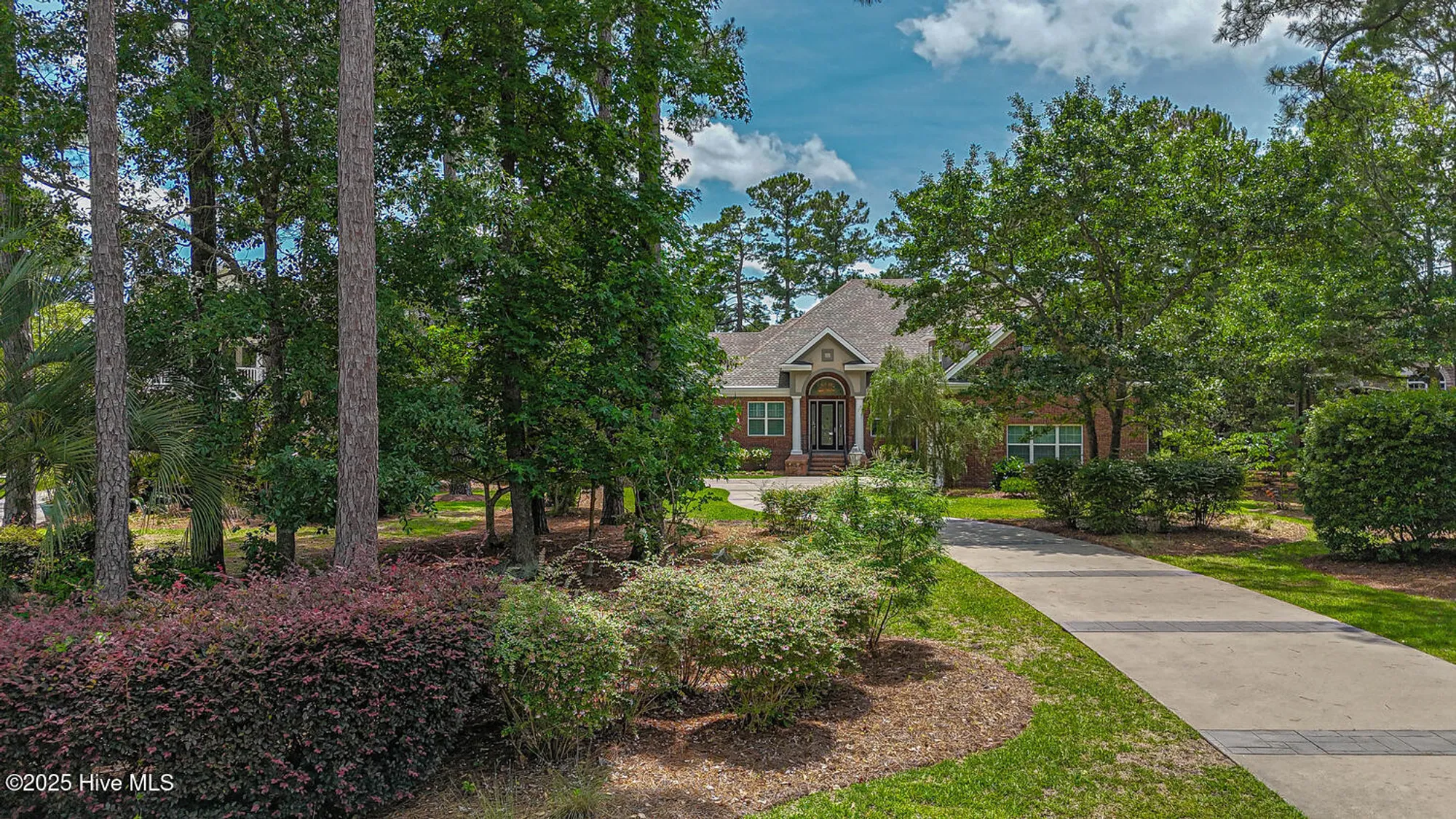 Property Slideshow image 4 of 84 | 545 gladstone cir, Ocean Isle Beach, NC, 28469