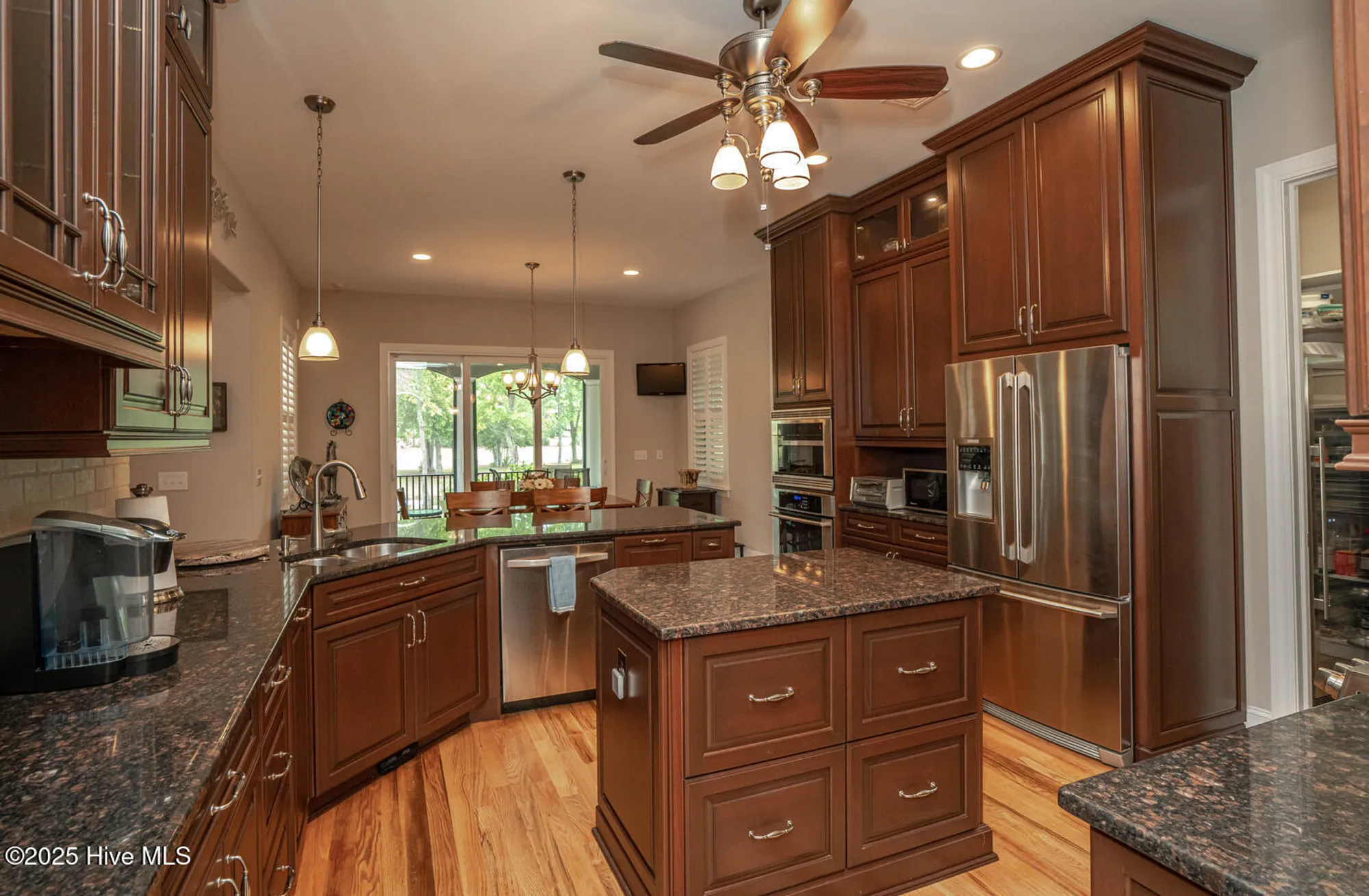 Property Slideshow image 17 of 84 | 545 gladstone cir, Ocean Isle Beach, NC, 28469