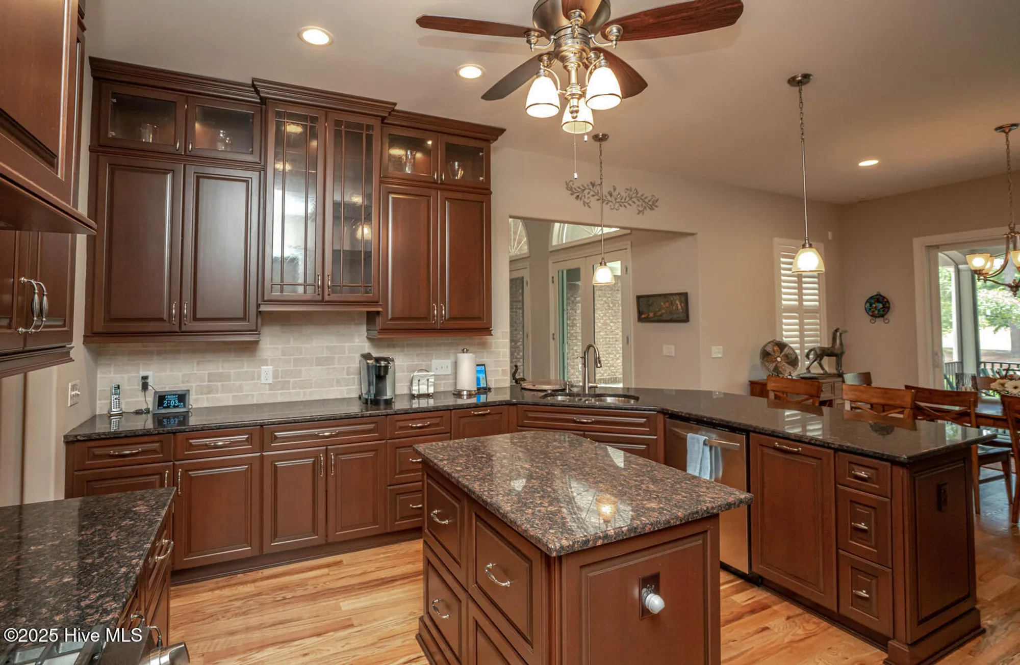 Property Slideshow image 18 of 84 | 545 gladstone cir, Ocean Isle Beach, NC, 28469