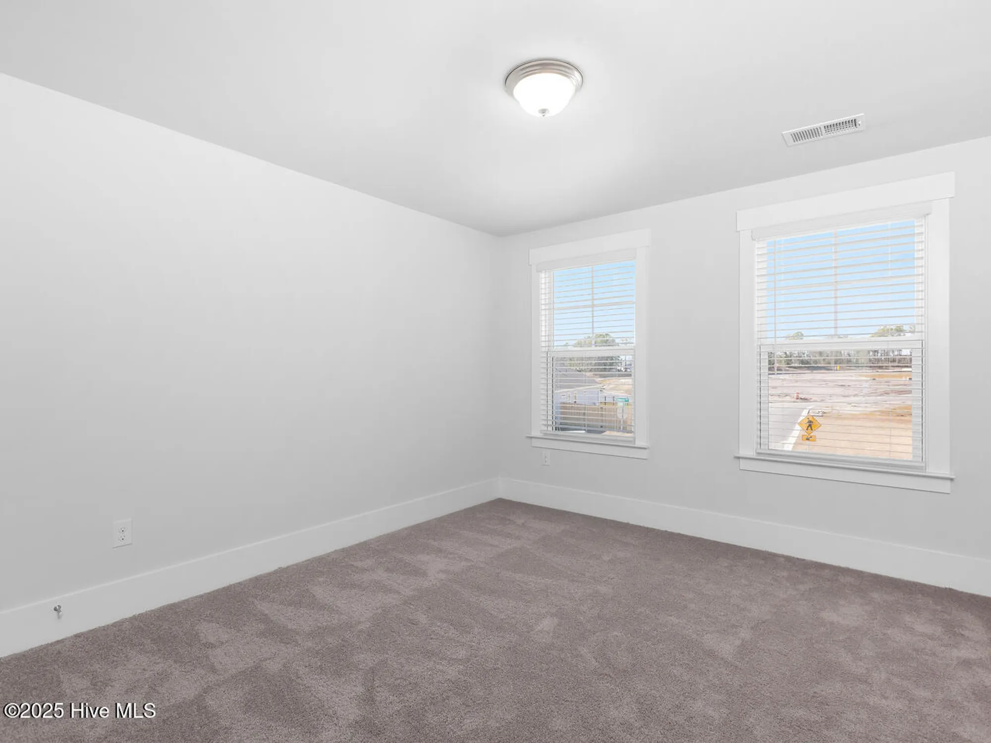 Property Slideshow image 16 of 31 | 1140 indigo bunting dr, Leland, NC, 28451