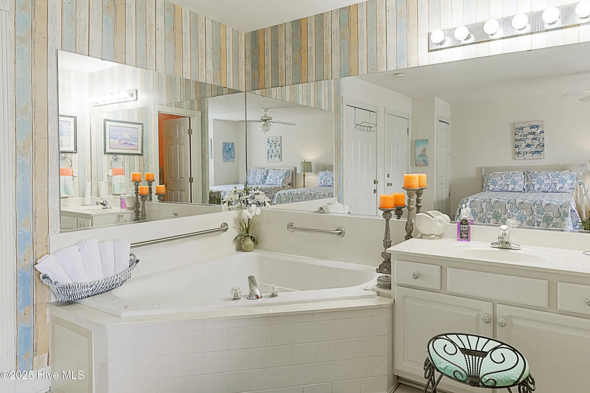 Property Slideshow image 11 of 53 | 330 s middleton dr 1009, Calabash, NC, 28467