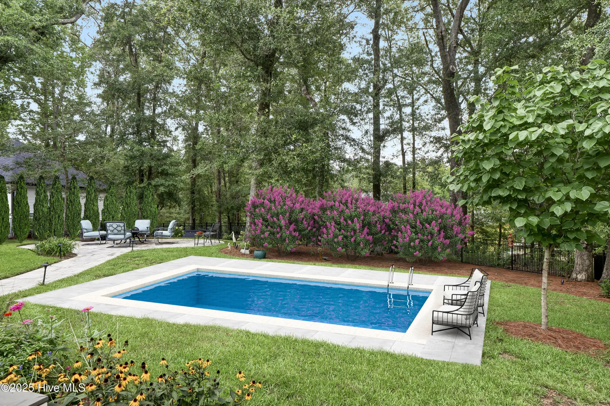 Property Slideshow image 47 of 90 | 3726 white cliffs dr, Castle Hayne, NC, 28429