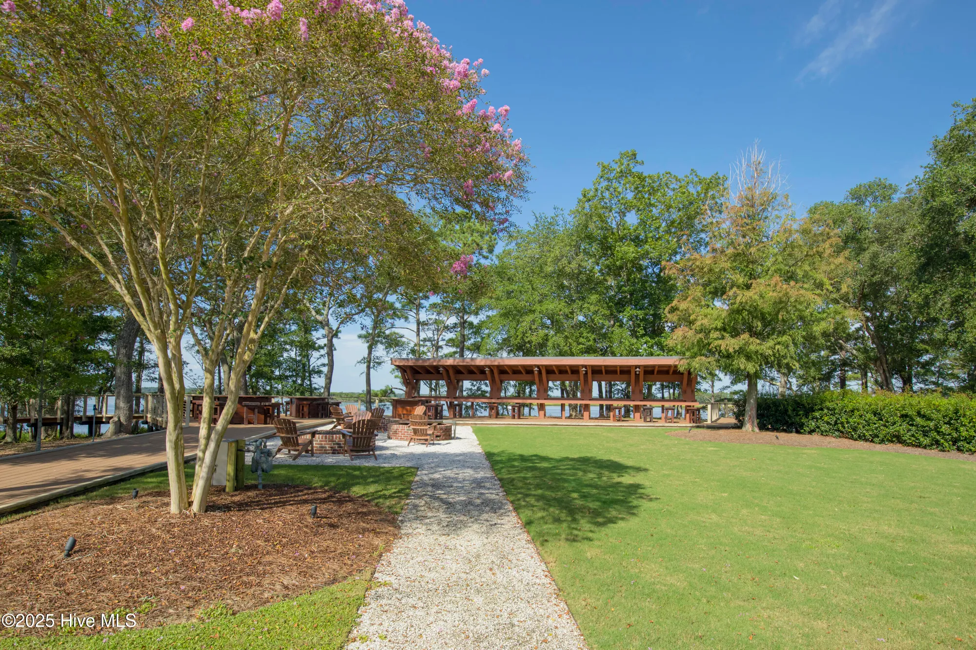 Property Slideshow image 25 of 26 | 250 longhill dr, Wilmington, NC, 28412
