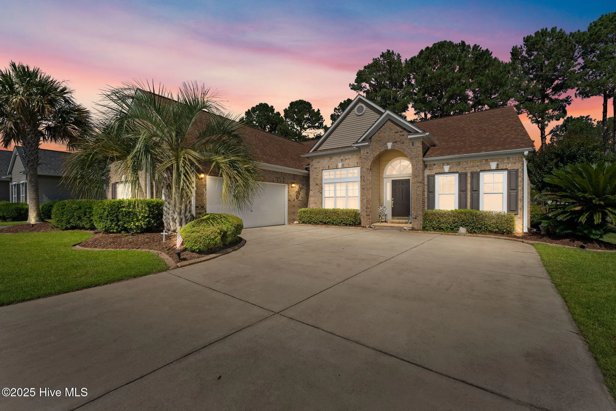 Property Slideshow image 3 of 75 | 923 meadowlands trl, Calabash, NC, 28467
