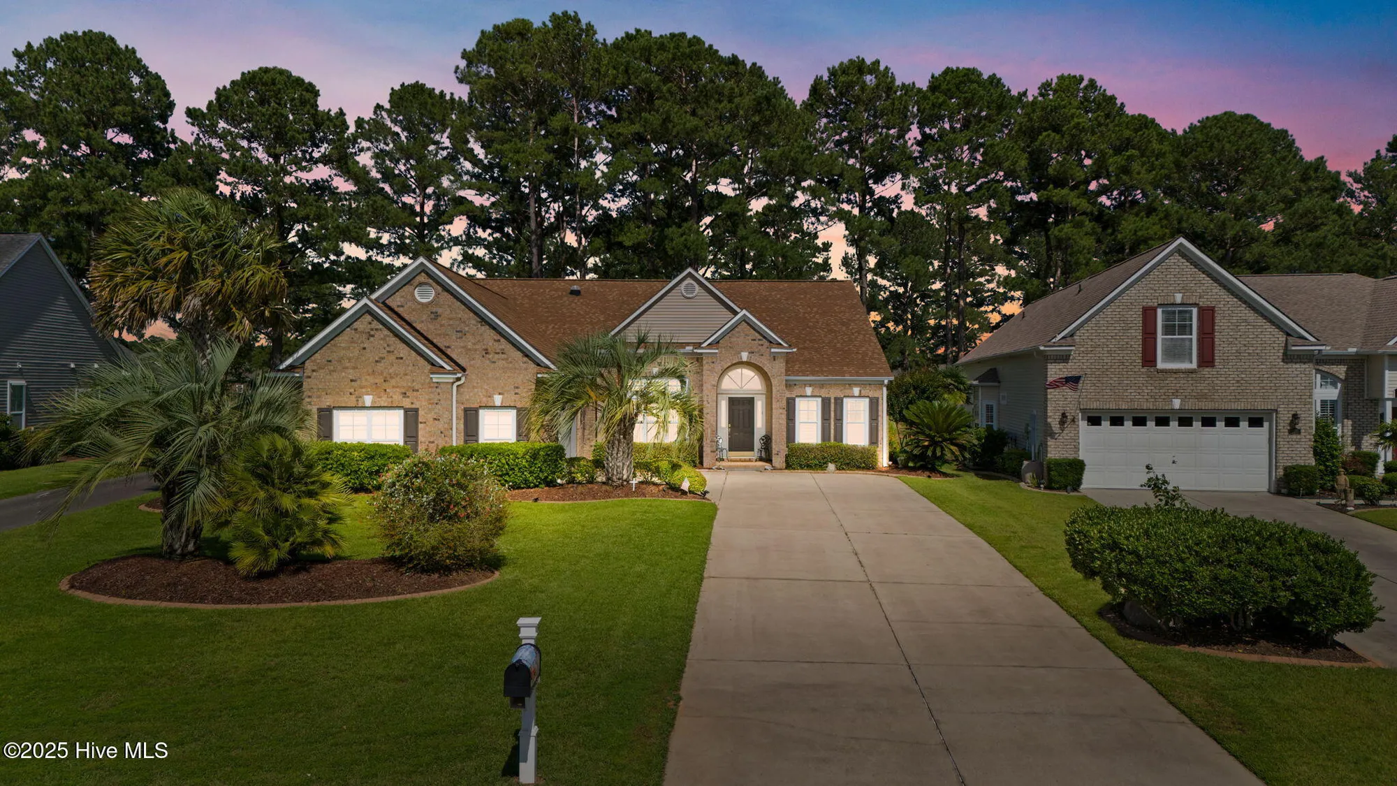 Property Slideshow image 2 of 75 | 923 meadowlands trl, Calabash, NC, 28467