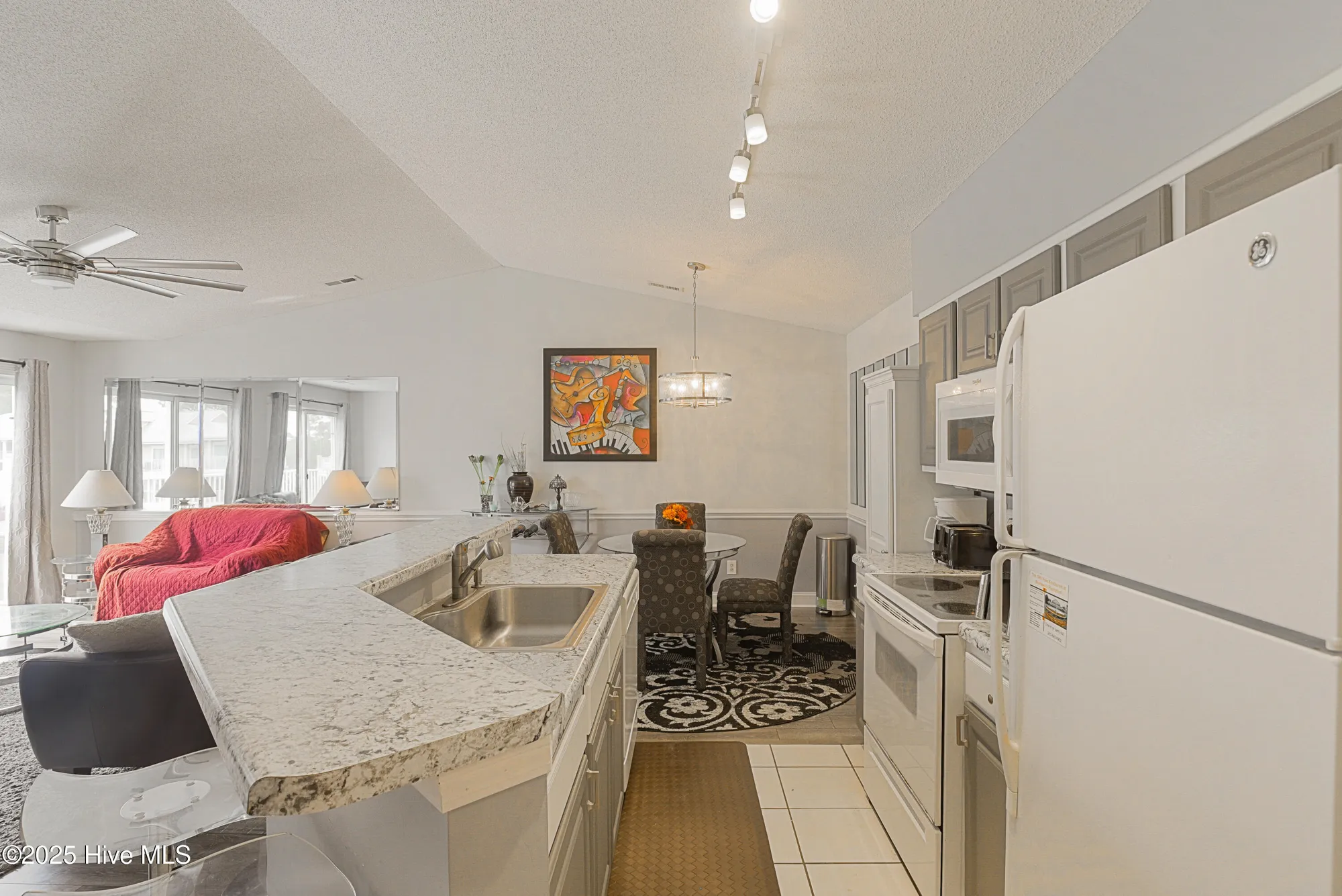 Property Slideshow image 8 of 39 | 330 s middleton dr 908, Calabash, NC, 28467