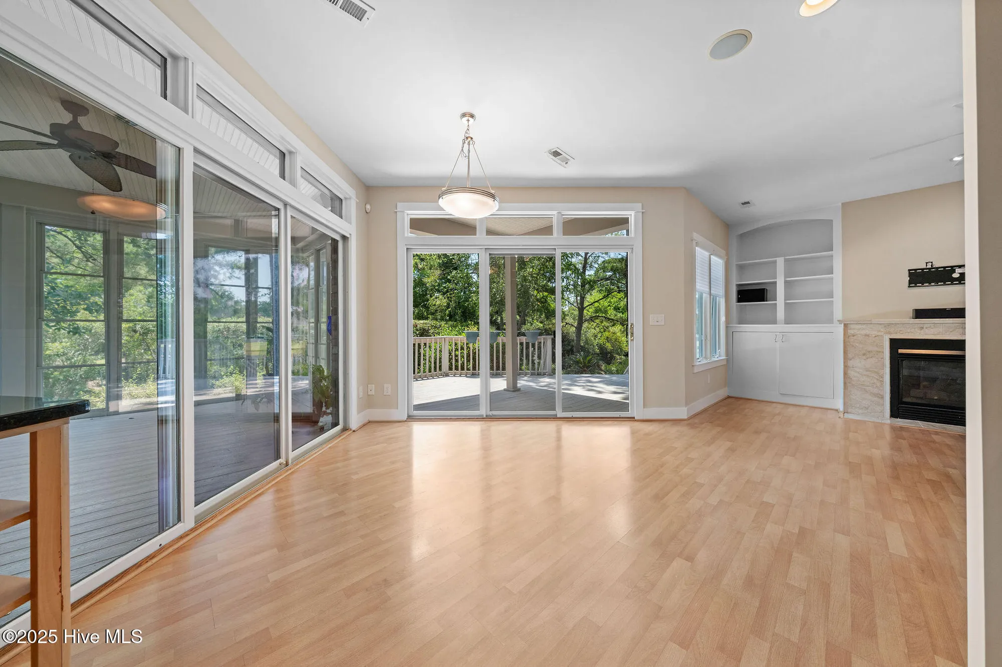 Property Slideshow image 13 of 76 | 2945 moorings way, Southport, NC, 28461