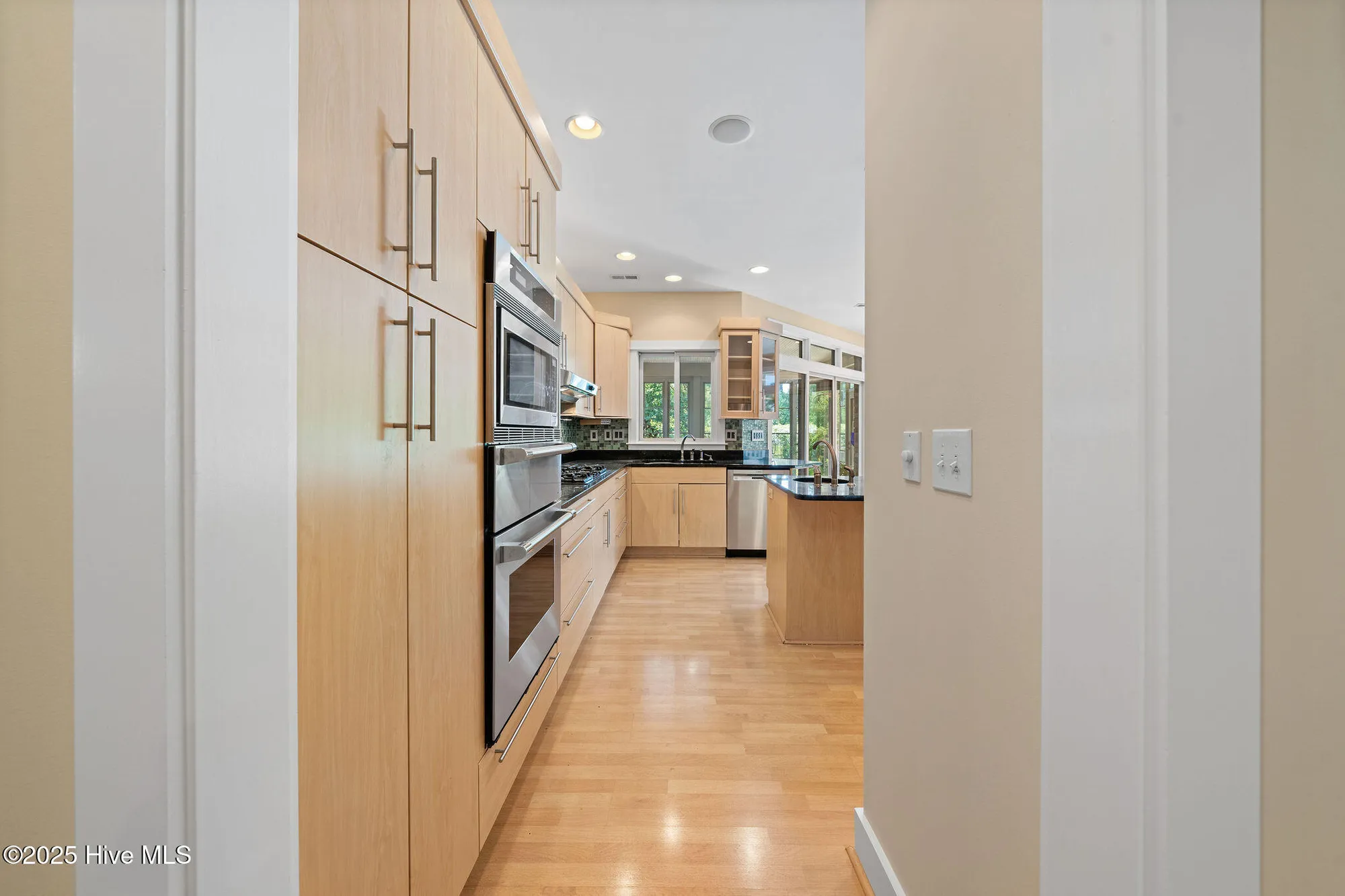 Property Slideshow image 22 of 76 | 2945 moorings way, Southport, NC, 28461