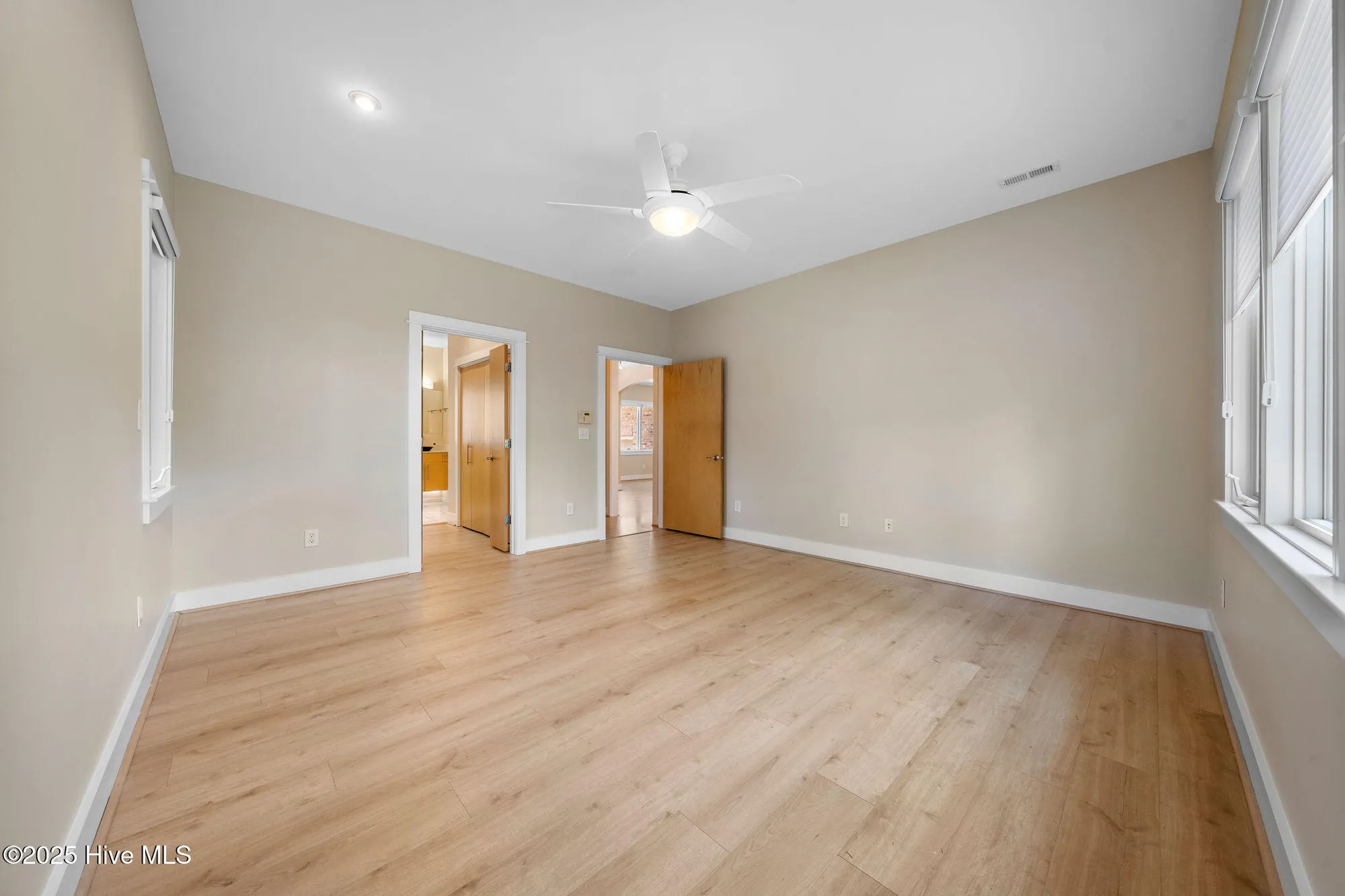 Property Slideshow image 24 of 76 | 2945 moorings way, Southport, NC, 28461