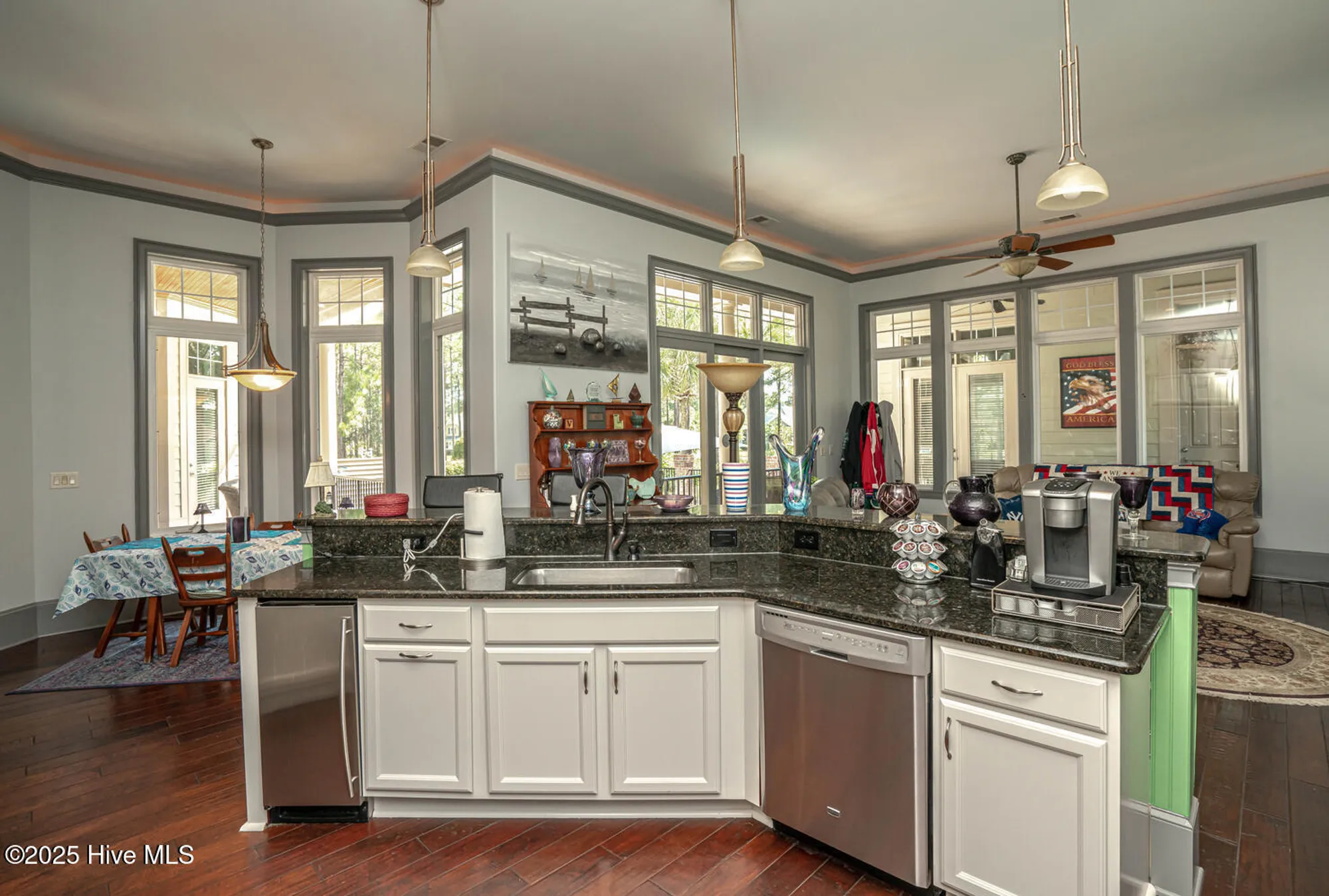 Property Slideshow image 12 of 75 | 6601 annesbrook pl, Ocean Isle Beach, NC, 28469