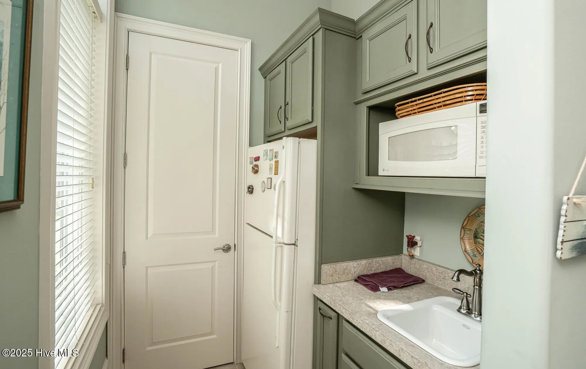 Property Slideshow image 39 of 75 | 6601 annesbrook pl, Ocean Isle Beach, NC, 28469