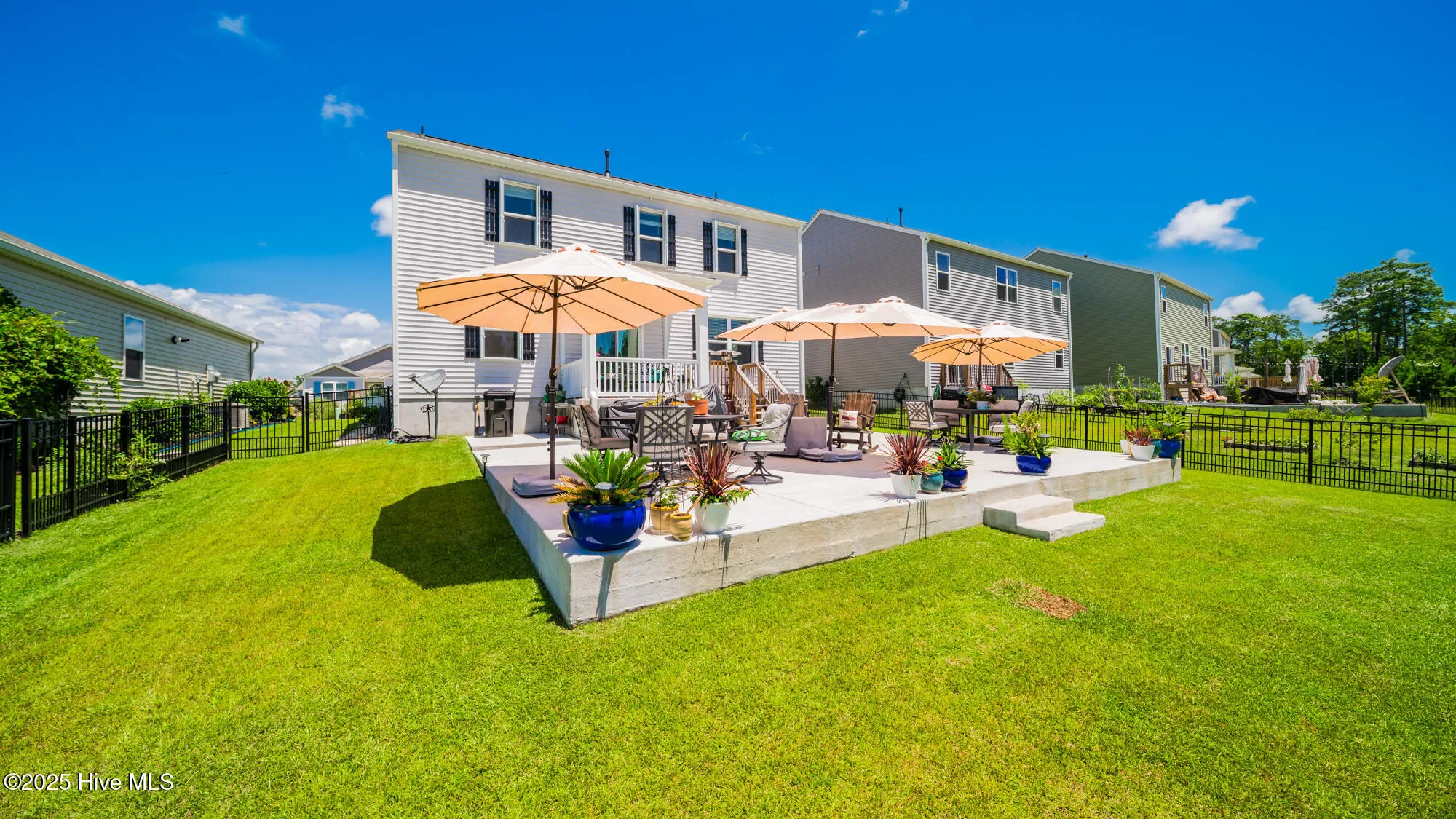 Property Slideshow image 13 of 38 | 2208 ainsley dr, Little River, SC, 29566