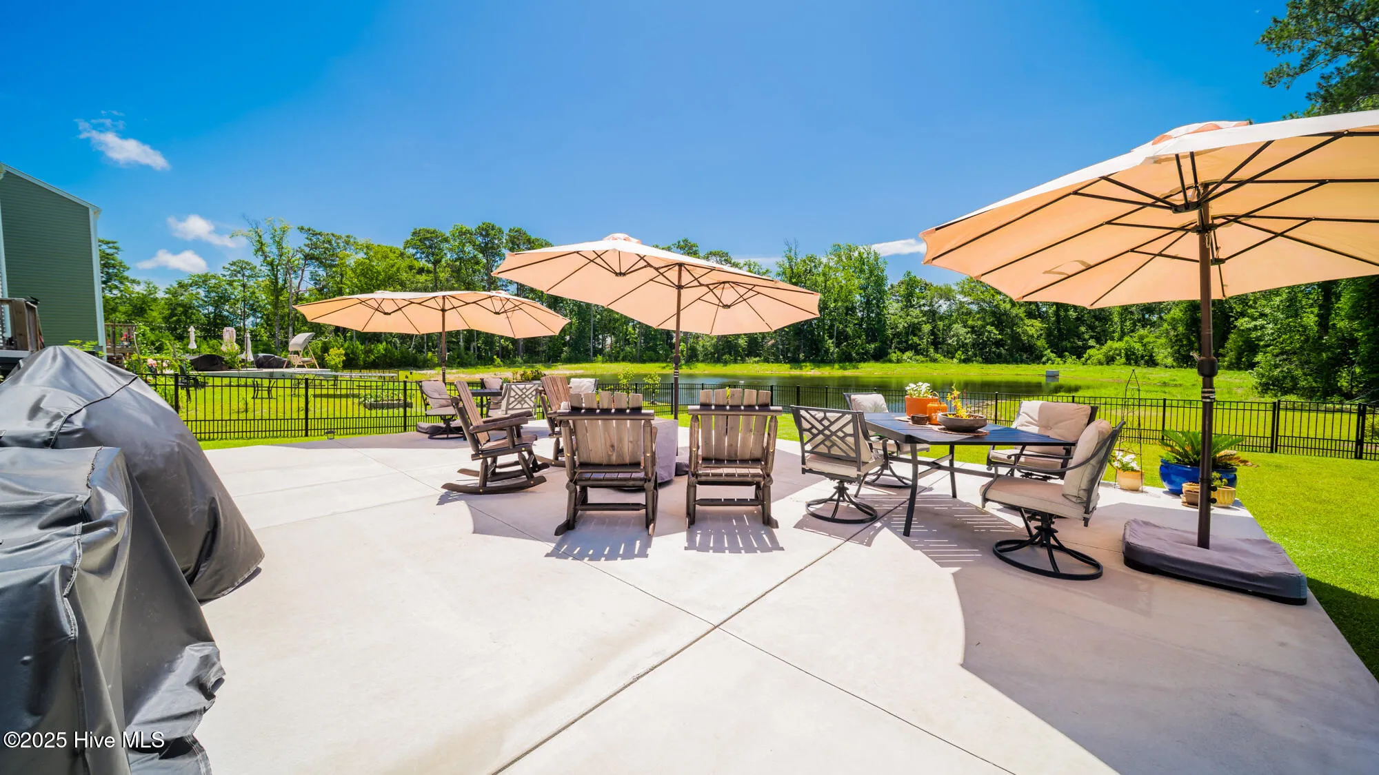 Property Slideshow image 11 of 38 | 2208 ainsley dr, Little River, SC, 29566