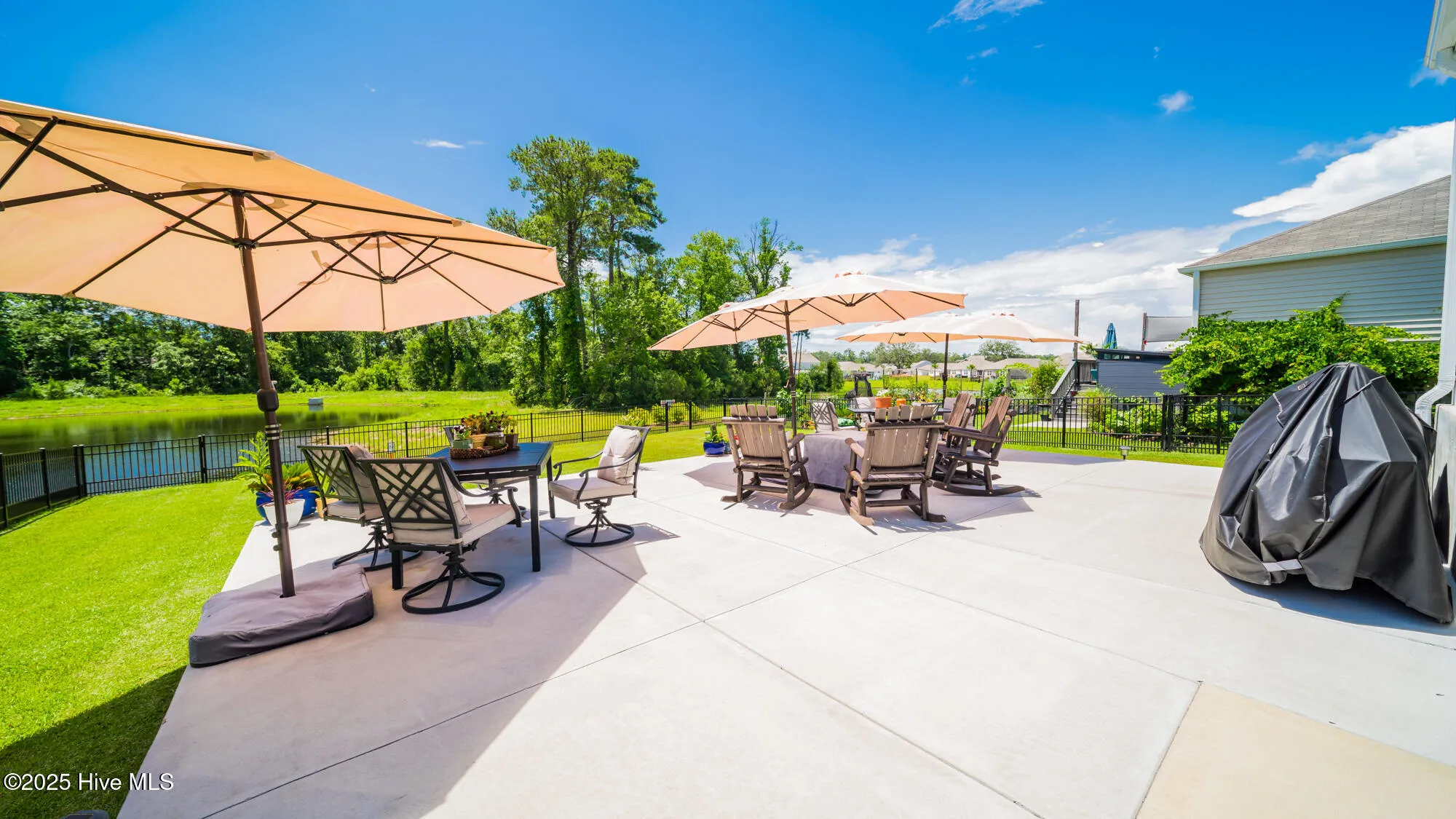 Property Slideshow image 12 of 38 | 2208 ainsley dr, Little River, SC, 29566