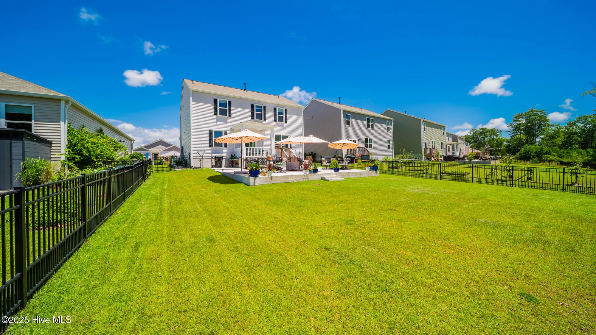 Property Slideshow image 14 of 38 | 2208 ainsley dr, Little River, SC, 29566