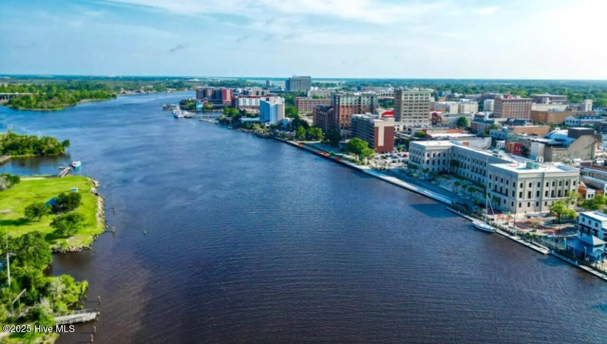 Property Slideshow image 30 of 33 | 2102 tulip poplar st 35, Leland, NC, 28451