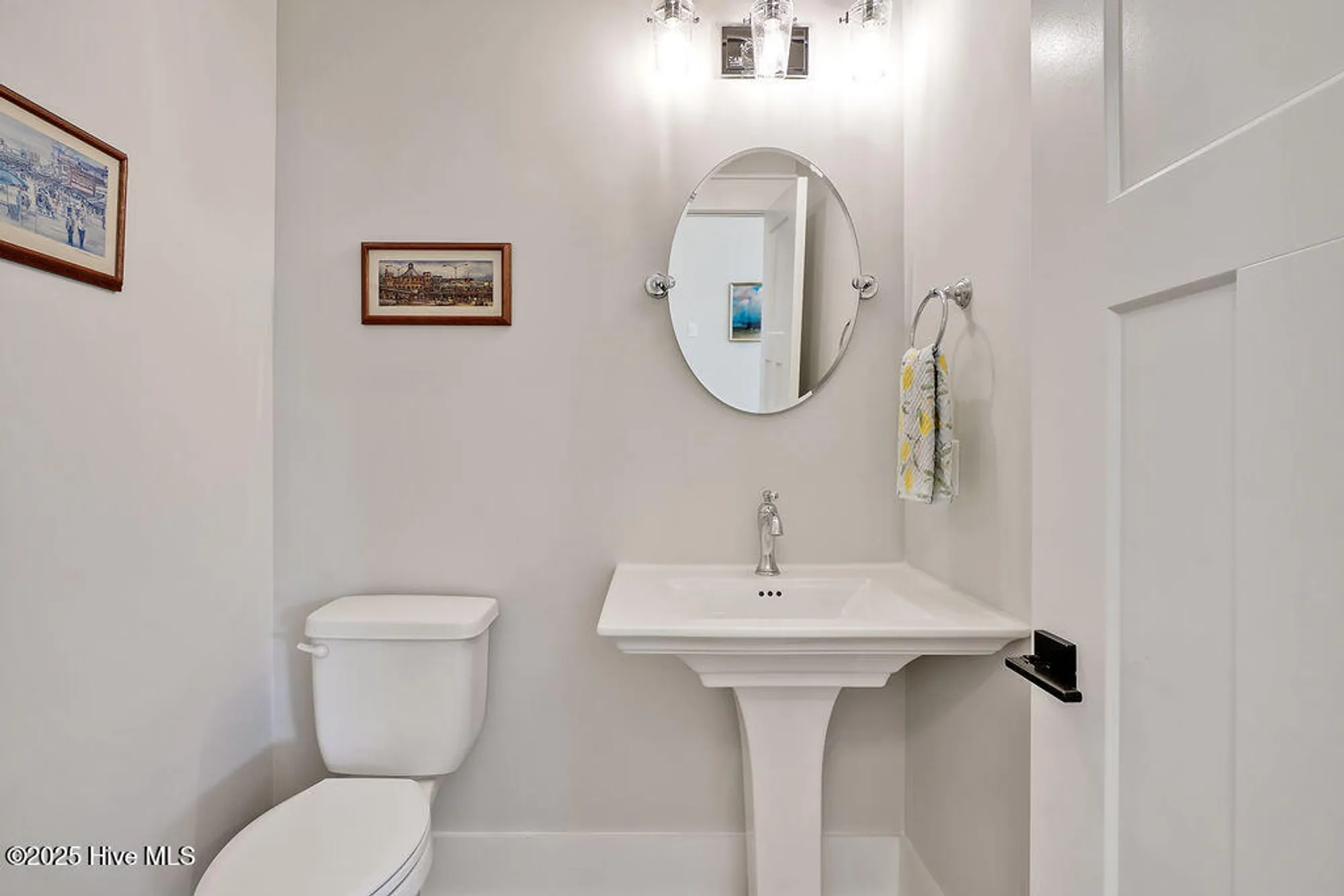 Property Slideshow image 8 of 63 | 5083 creswell dr, Leland, NC, 28451