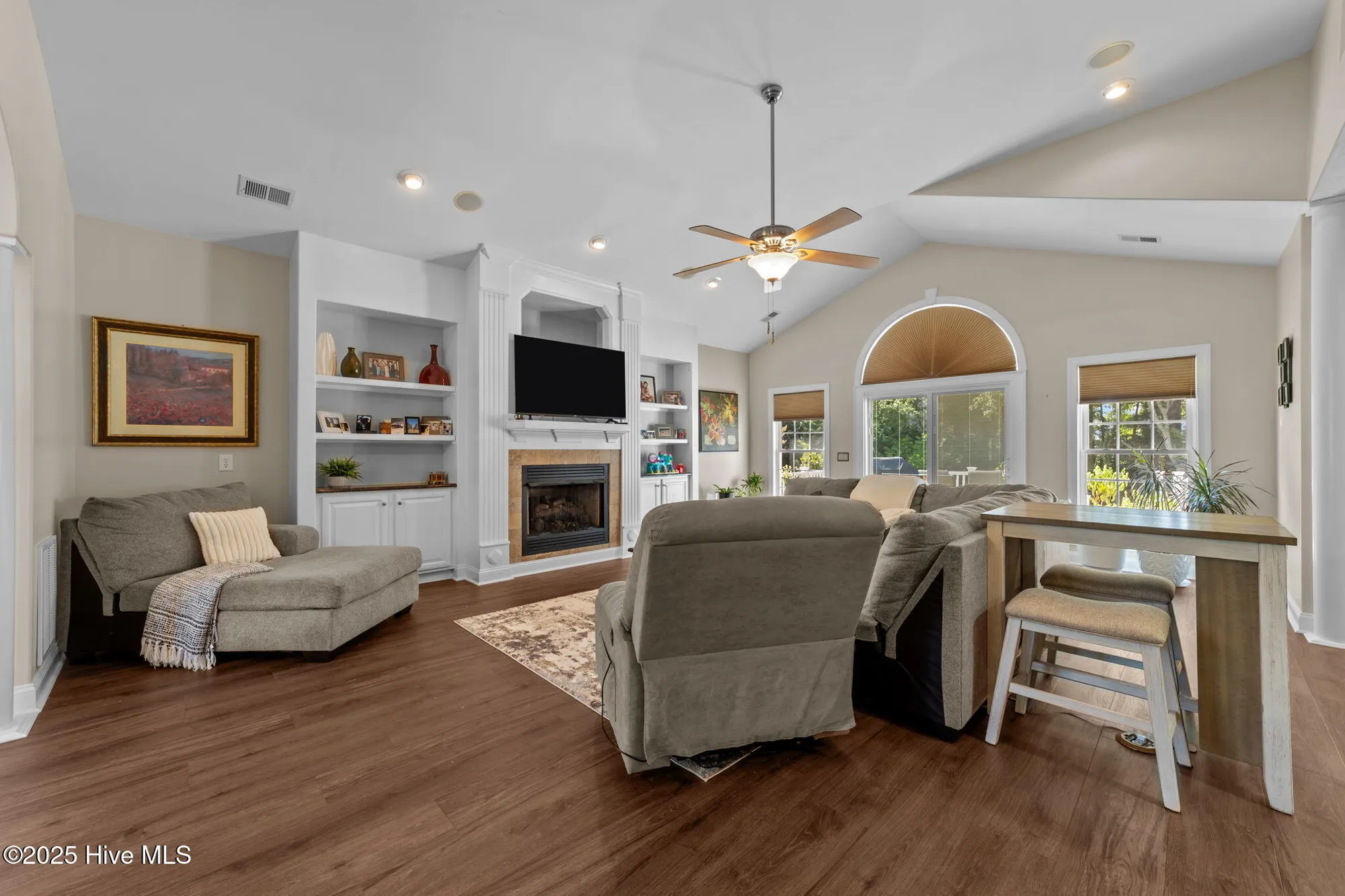 Property Slideshow image 6 of 52 | 595 s middleton dr, Calabash, NC, 28467