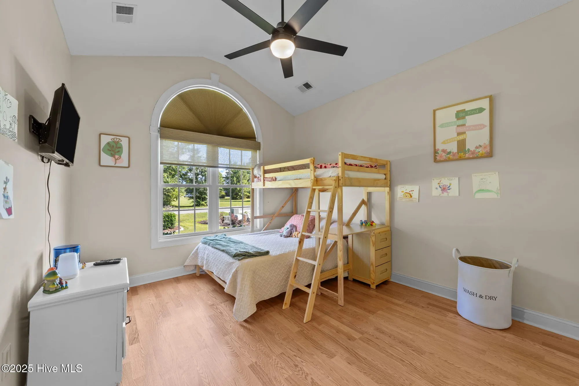 Property Slideshow image 14 of 52 | 595 s middleton dr, Calabash, NC, 28467