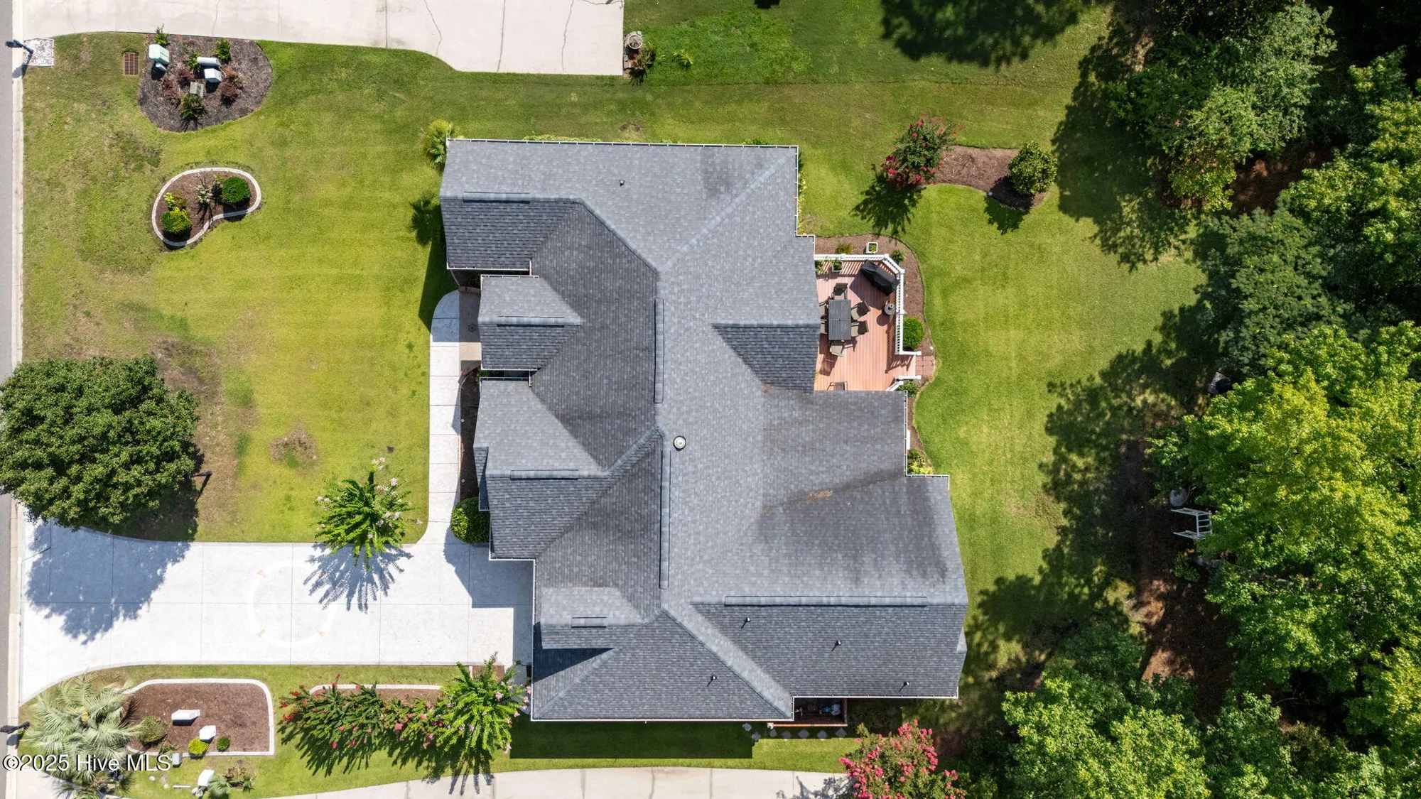 Property Slideshow image 33 of 52 | 595 s middleton dr, Calabash, NC, 28467