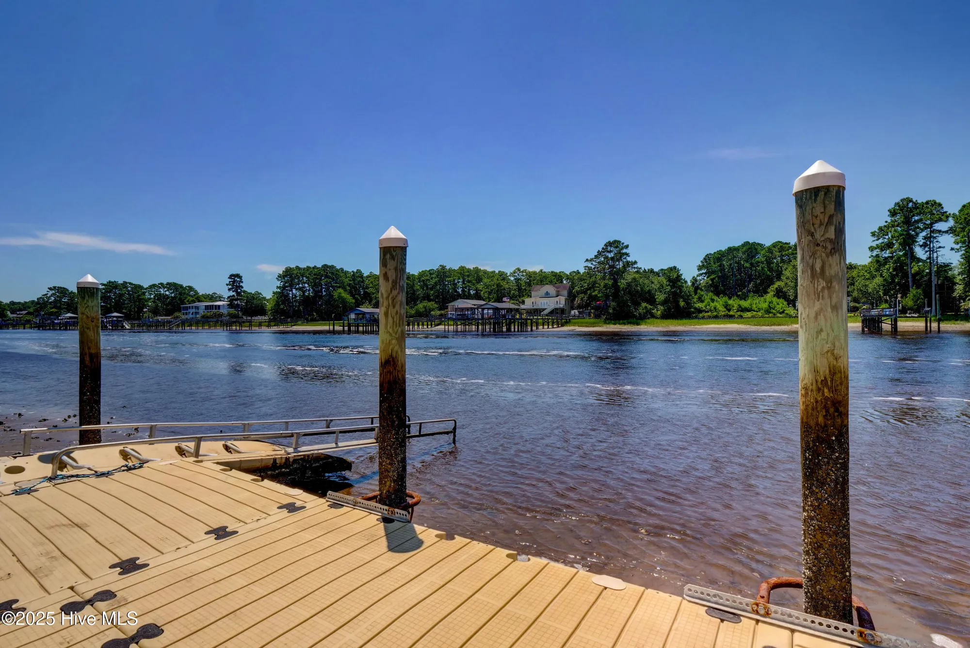 Property Slideshow image 83 of 90 | 2753 ligustrum ct, Southport, NC, 28461