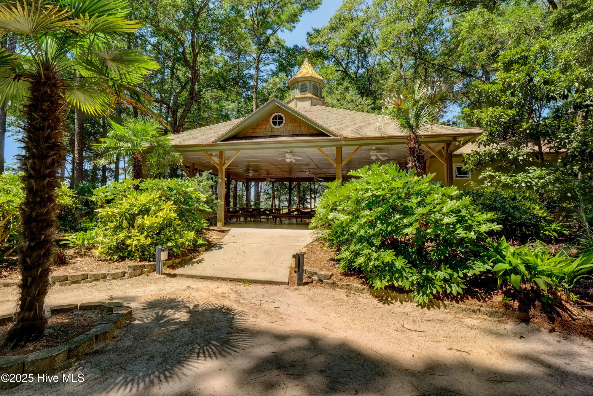Property Slideshow image 84 of 90 | 2753 ligustrum ct, Southport, NC, 28461