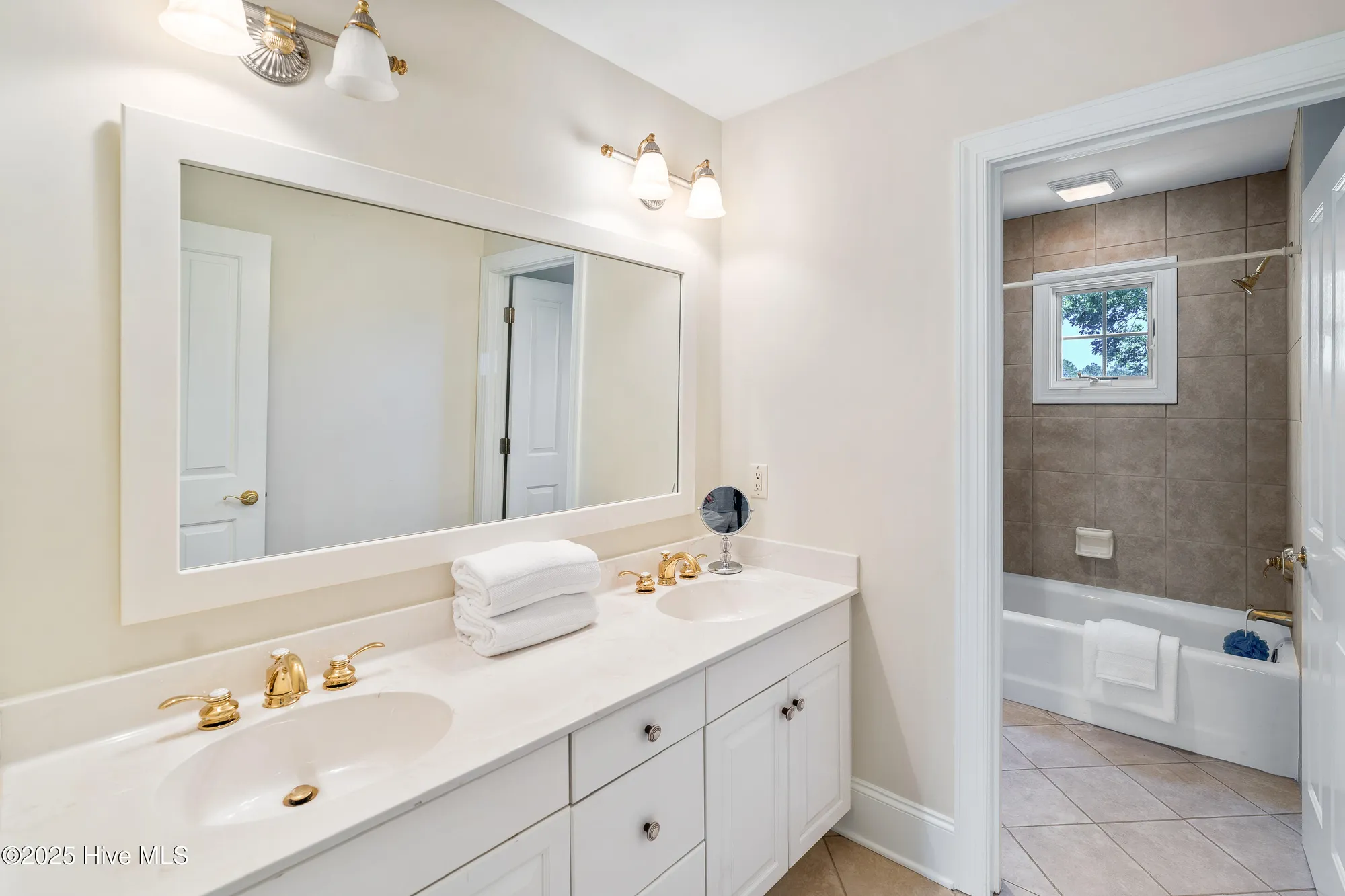 Property Slideshow image 48 of 114 | 2686 four oak rd, Southport, NC, 28461